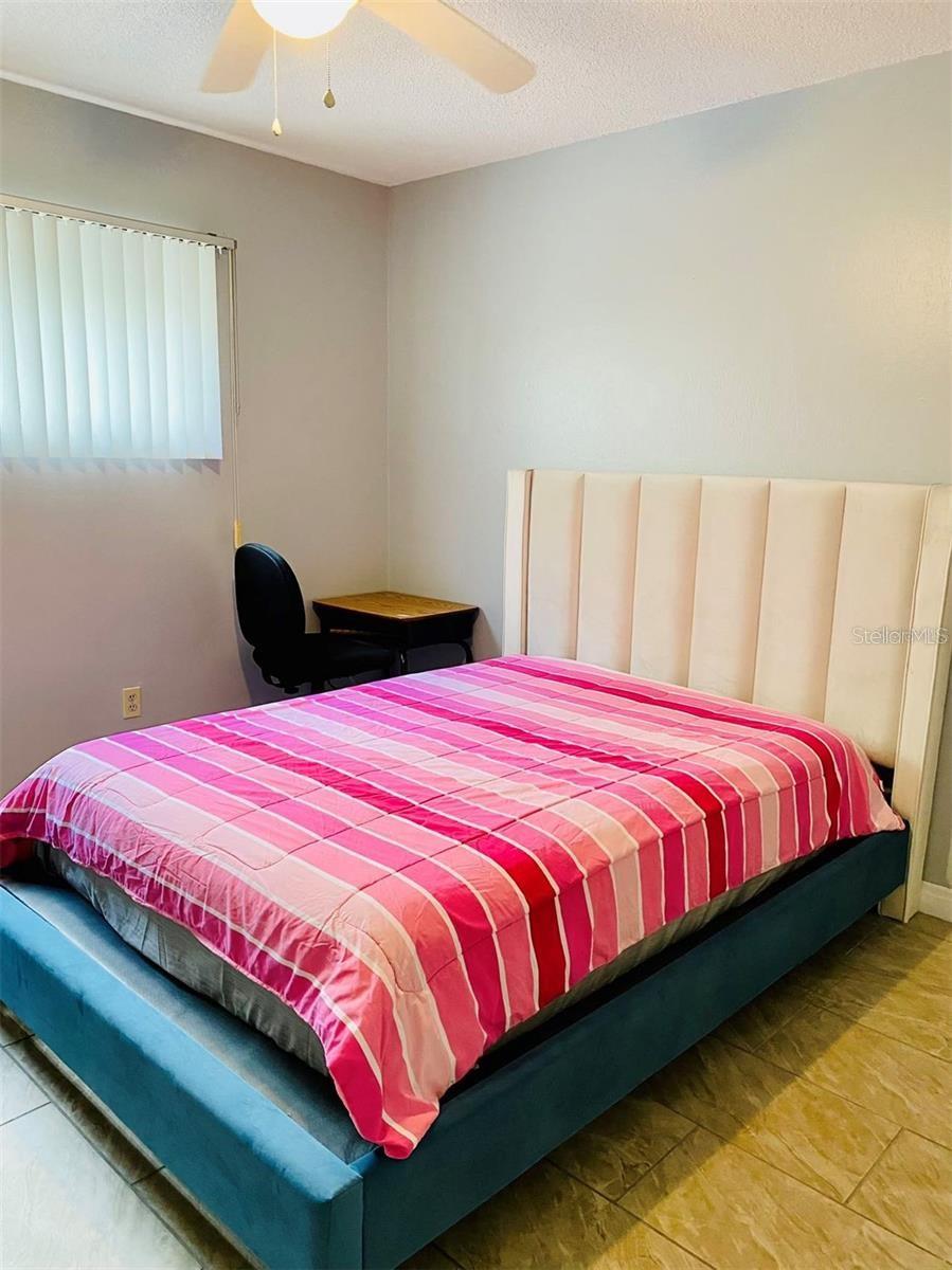 Image 9 of 13 For 825 Primrose Drive 113