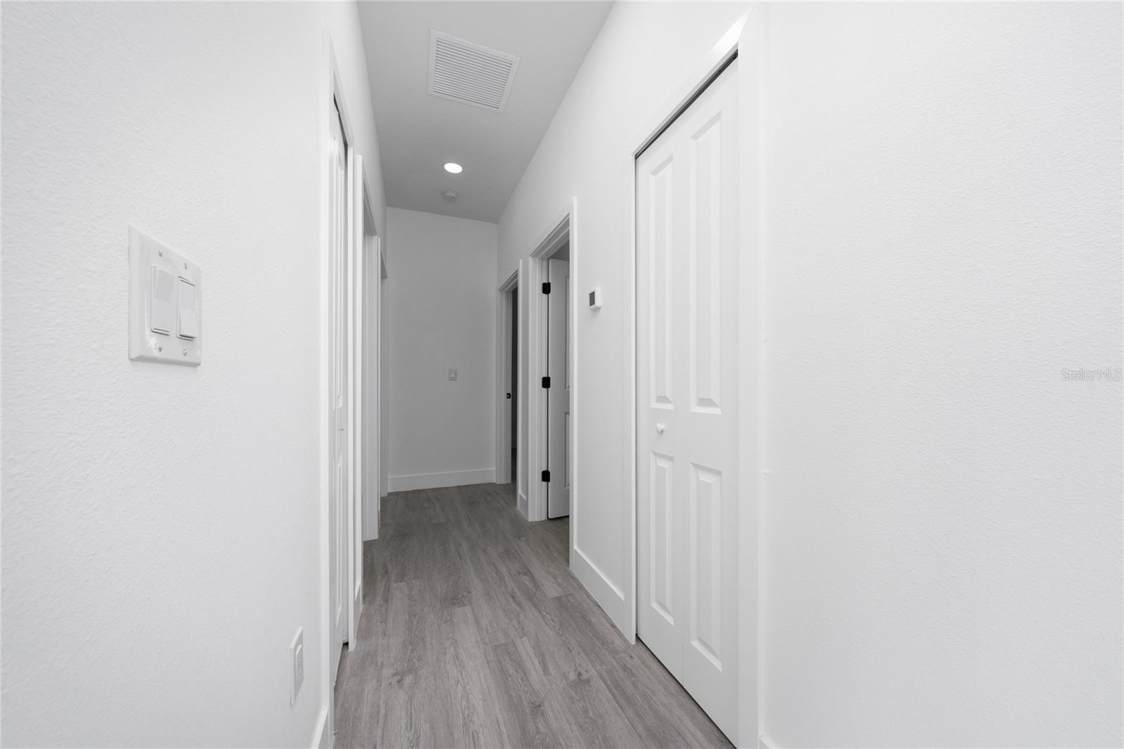 Image 31 of 45 For 3270 Framinghan Avenue Sw