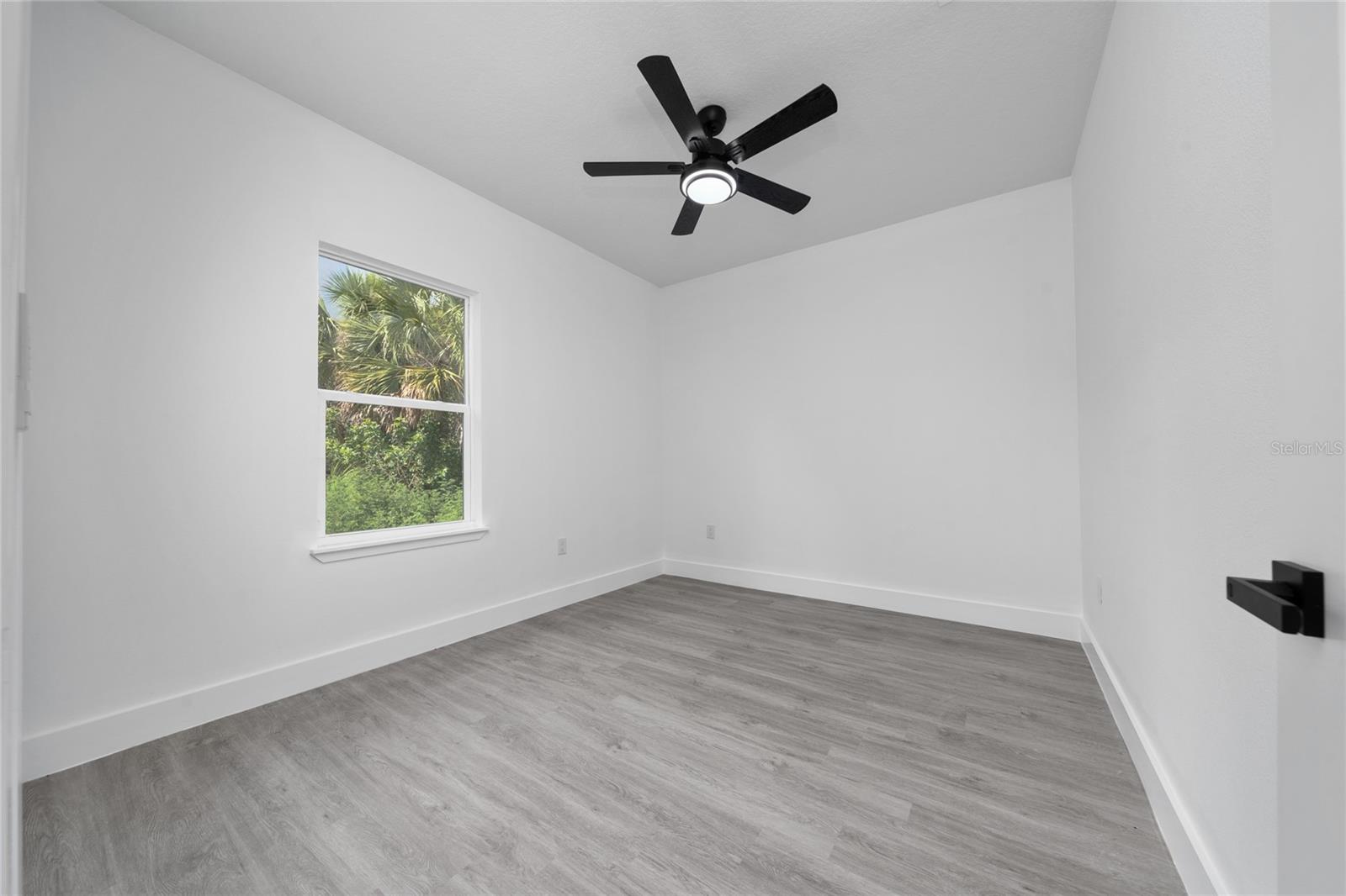 Image 32 of 45 For 3270 Framinghan Avenue Sw