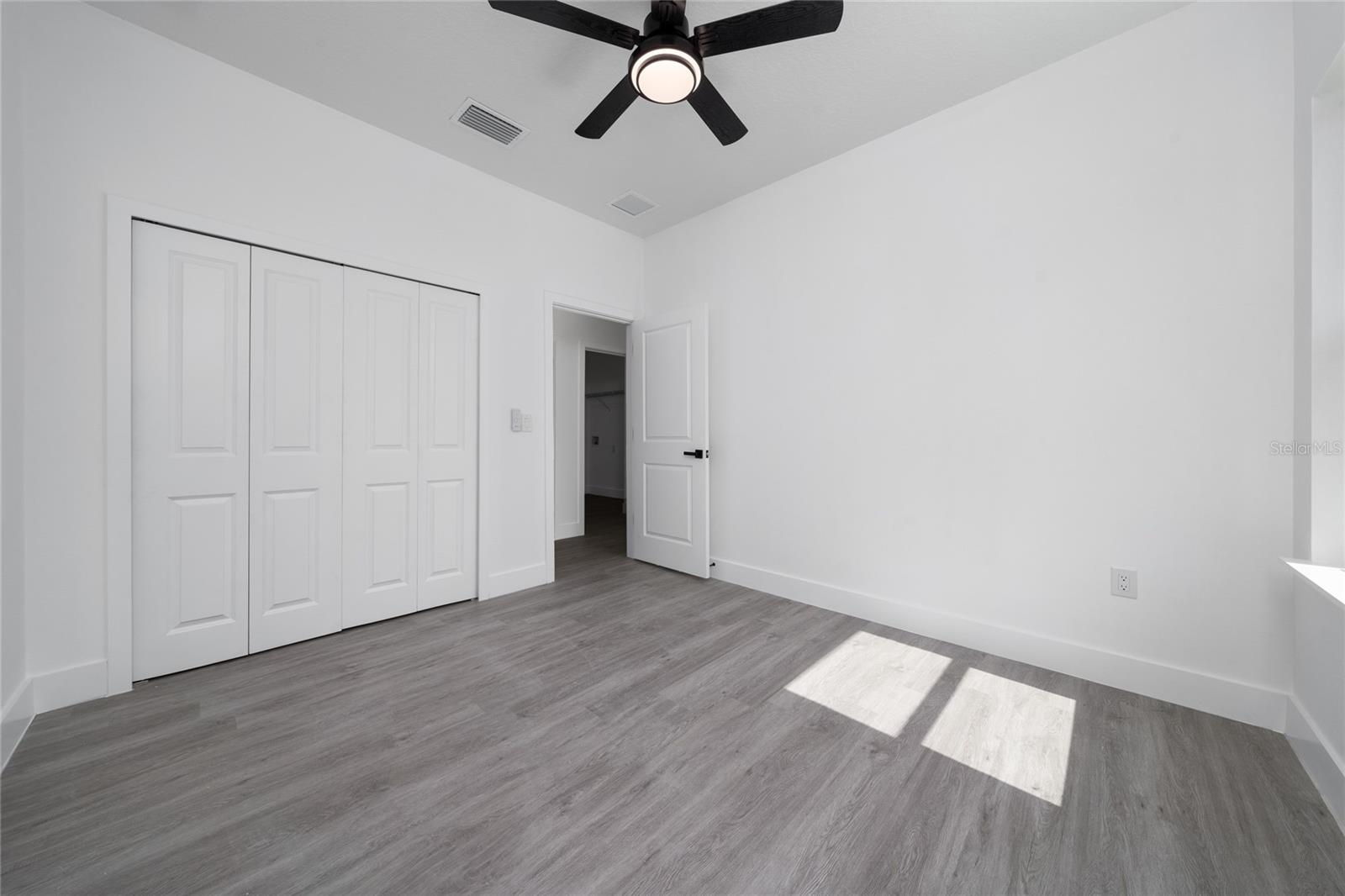 Image 35 of 45 For 3270 Framinghan Avenue Sw