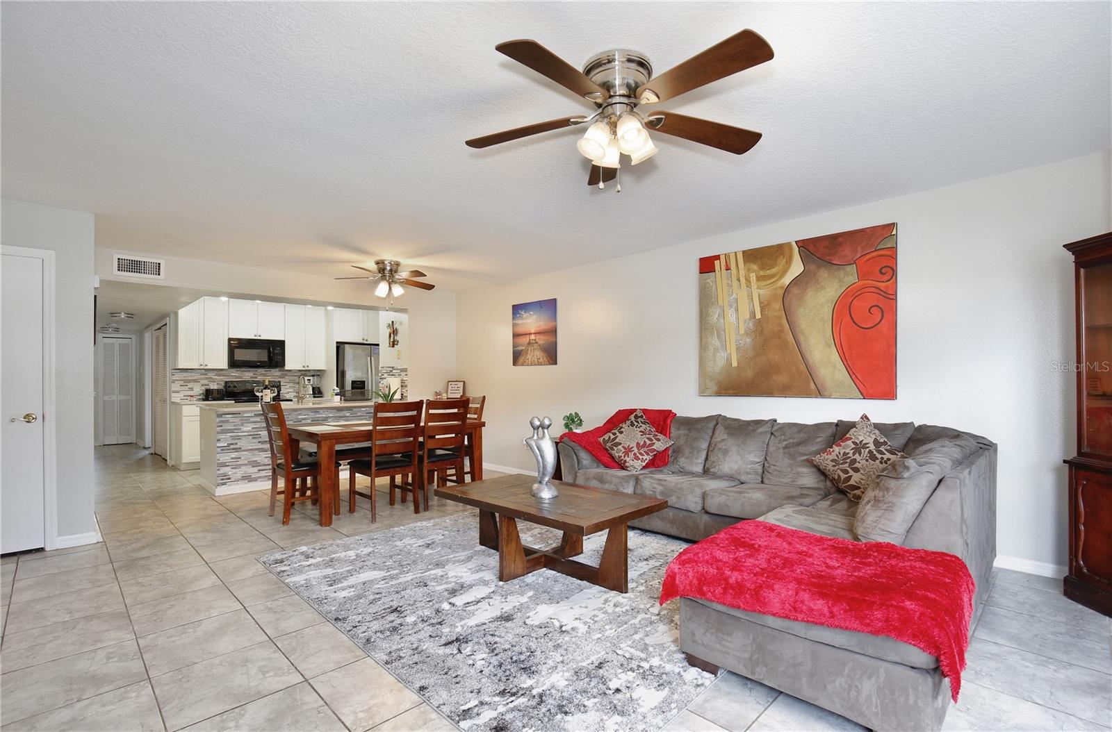 Image 5 of 22 For 8709 Knightsbridge Court B