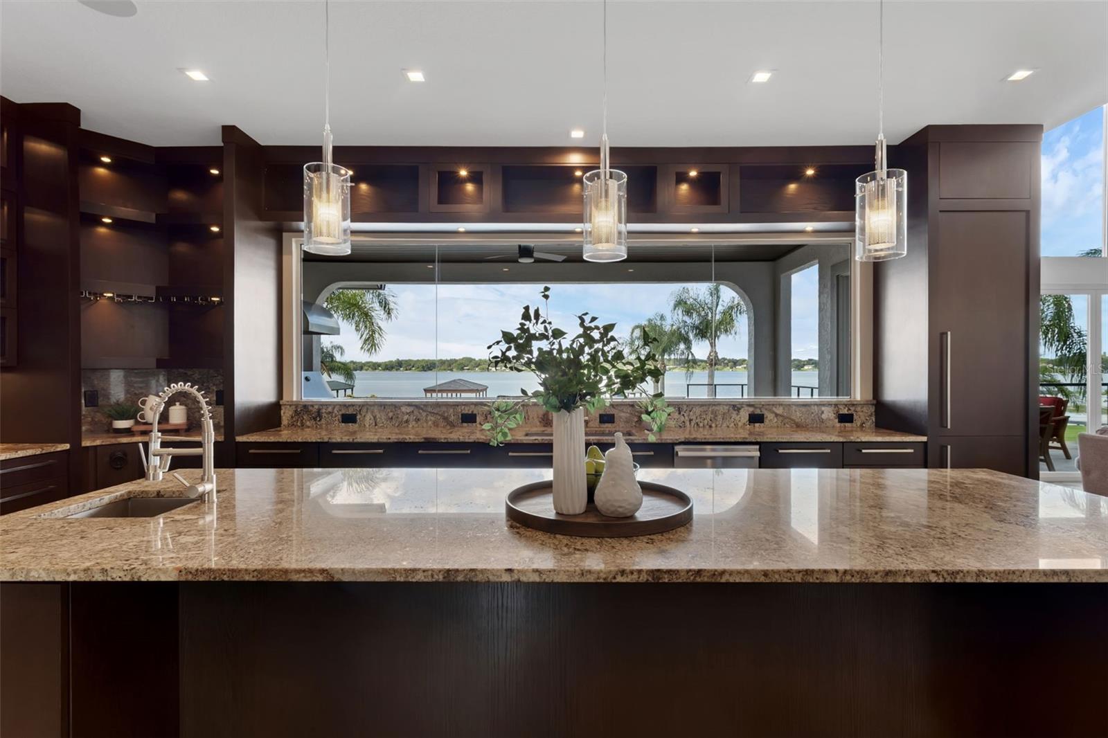 Image 25 of 100 For 2937 Butler Bay Drive N