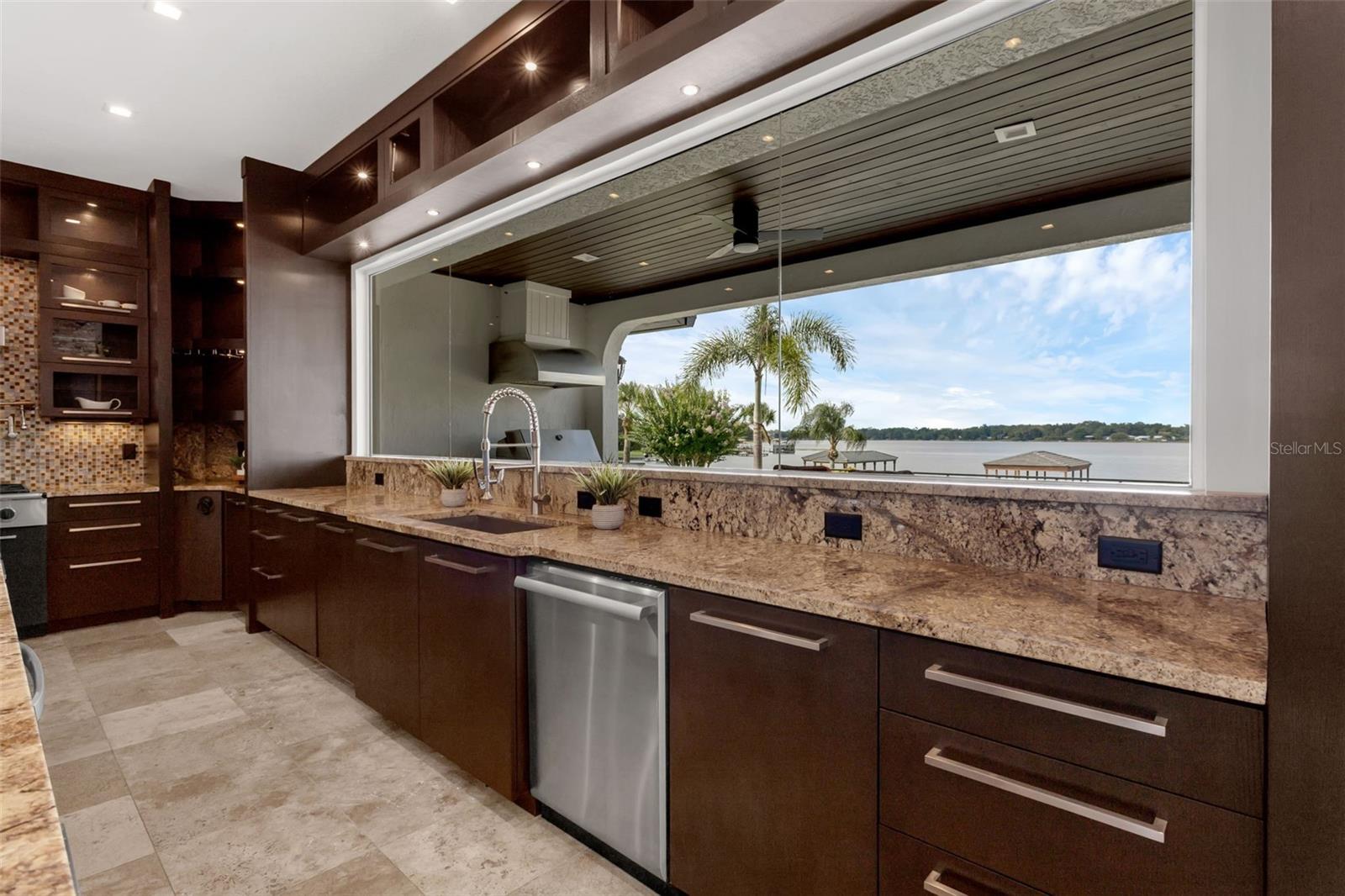 Image 29 of 100 For 2937 Butler Bay Drive N