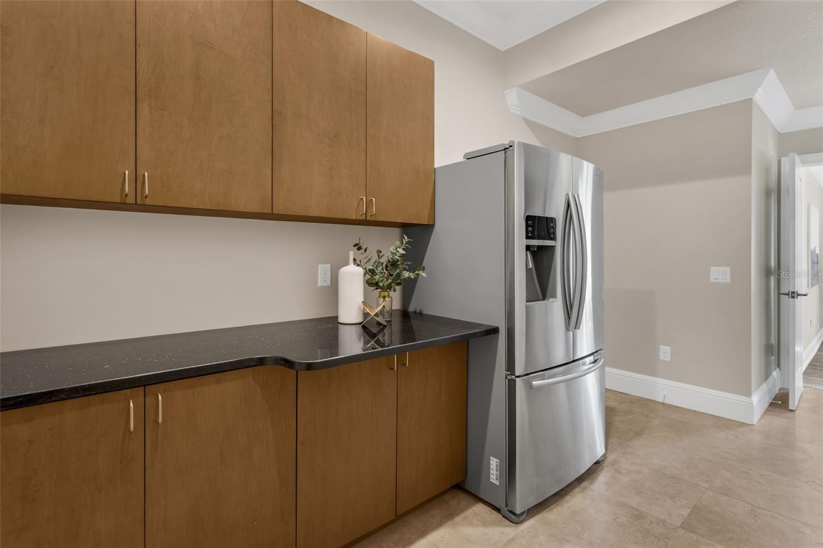 Image 36 of 100 For 2937 Butler Bay Drive N