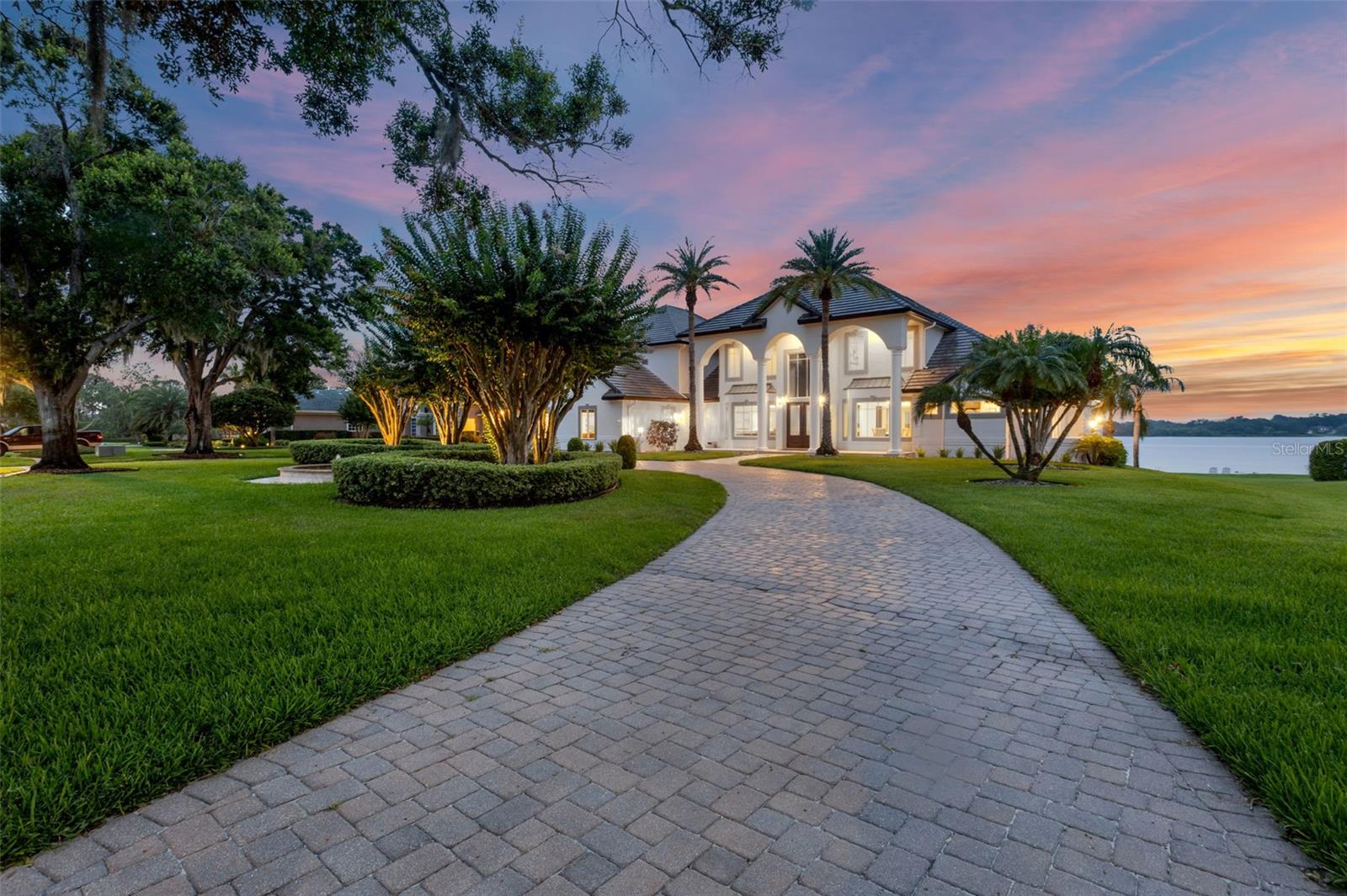 Image 4 of 100 For 2937 Butler Bay Drive N