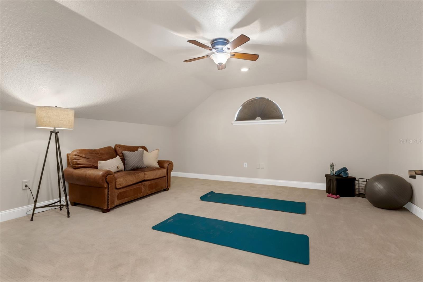 Image 43 of 100 For 2937 Butler Bay Drive N