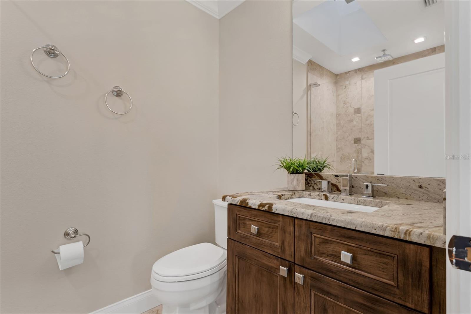 Image 66 of 100 For 2937 Butler Bay Drive N