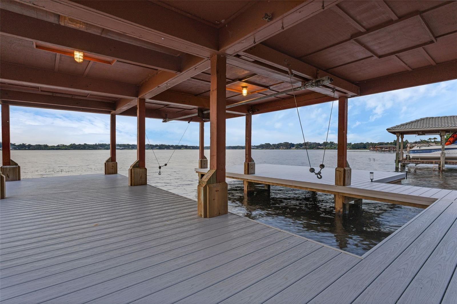 Image 98 of 100 For 2937 Butler Bay Drive N