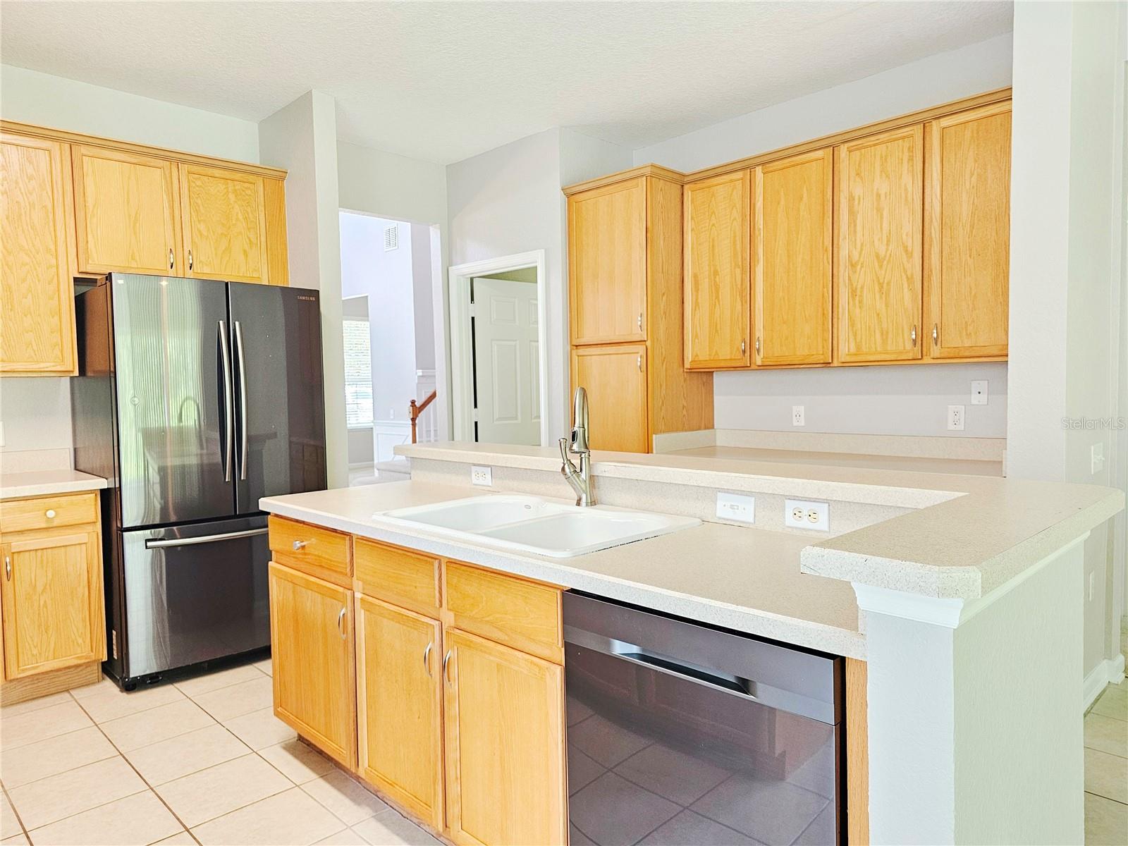 Image 11 of 46 For 8512 Abbotsbury Drive
