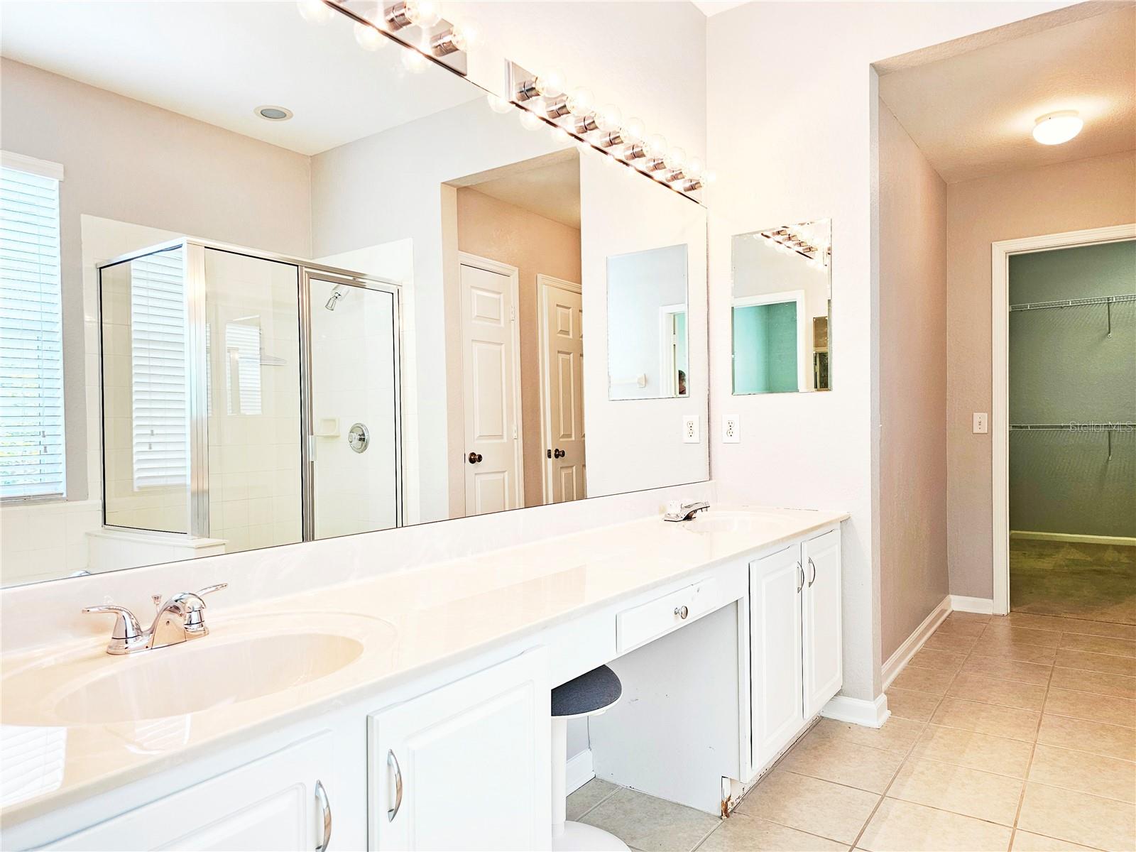 Image 21 of 46 For 8512 Abbotsbury Drive