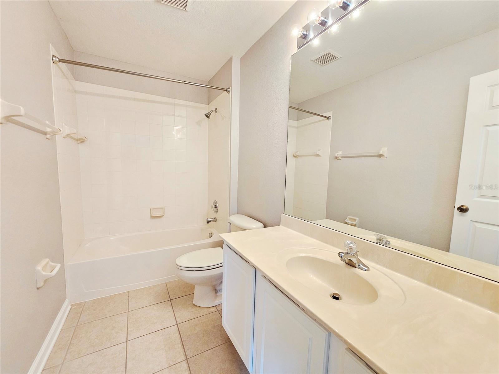 Image 32 of 46 For 8512 Abbotsbury Drive