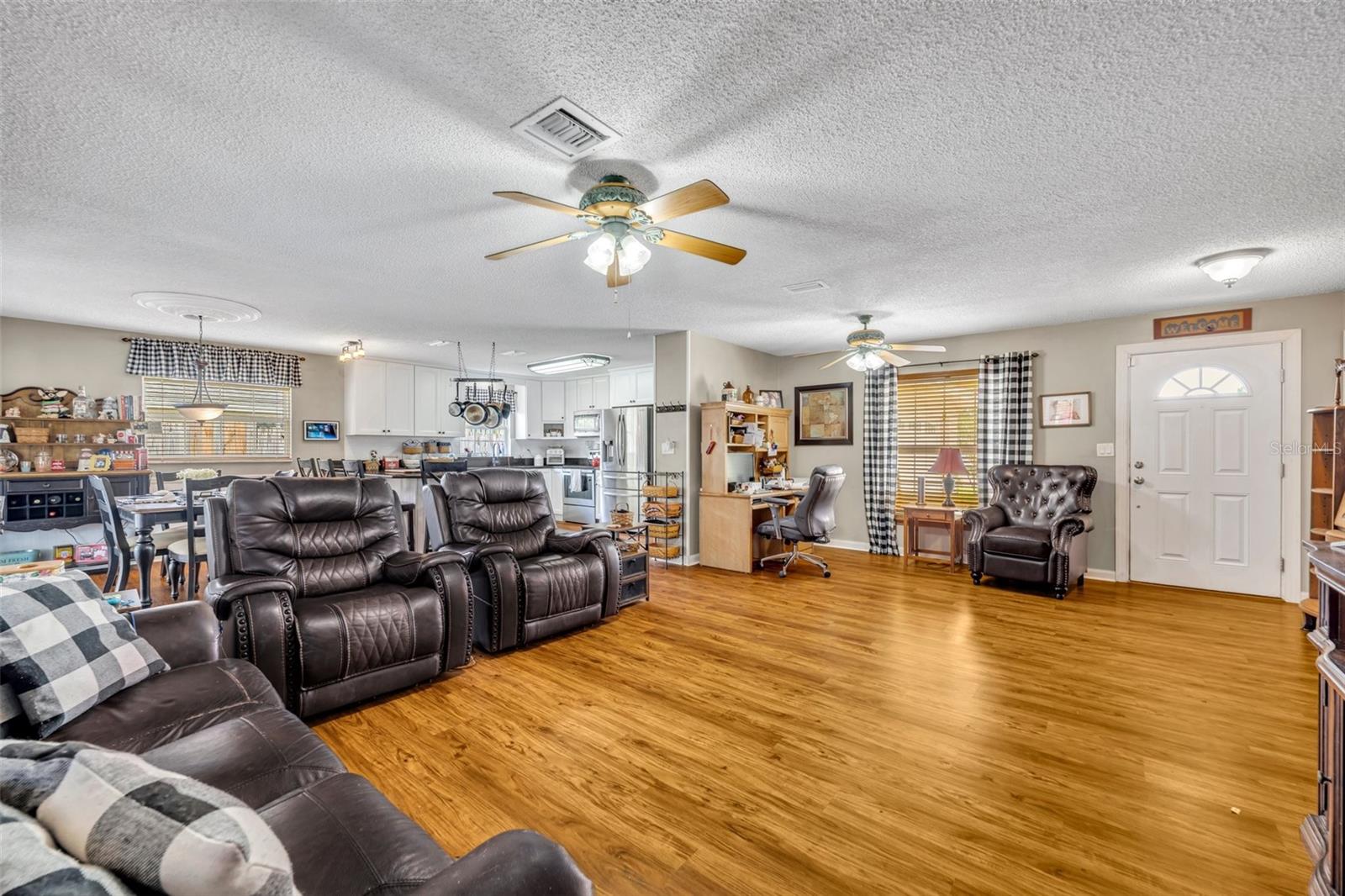 Image 10 of 59 For 3010 Brandywine Drive
