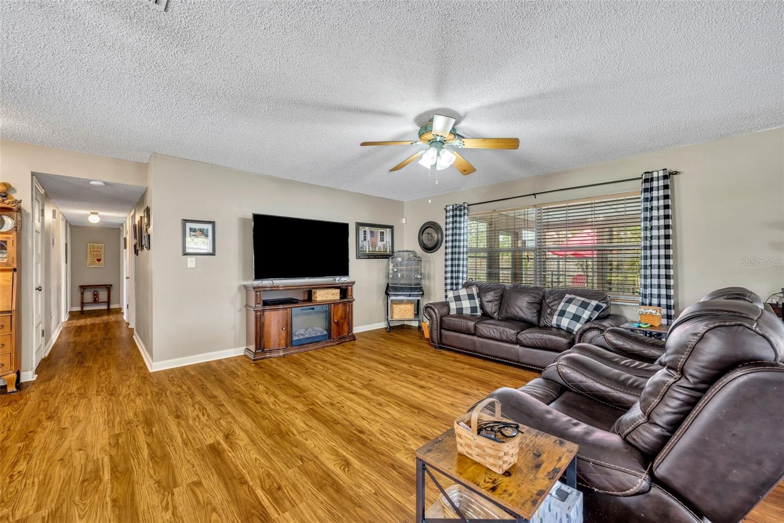 Image 8 of 59 For 3010 Brandywine Drive