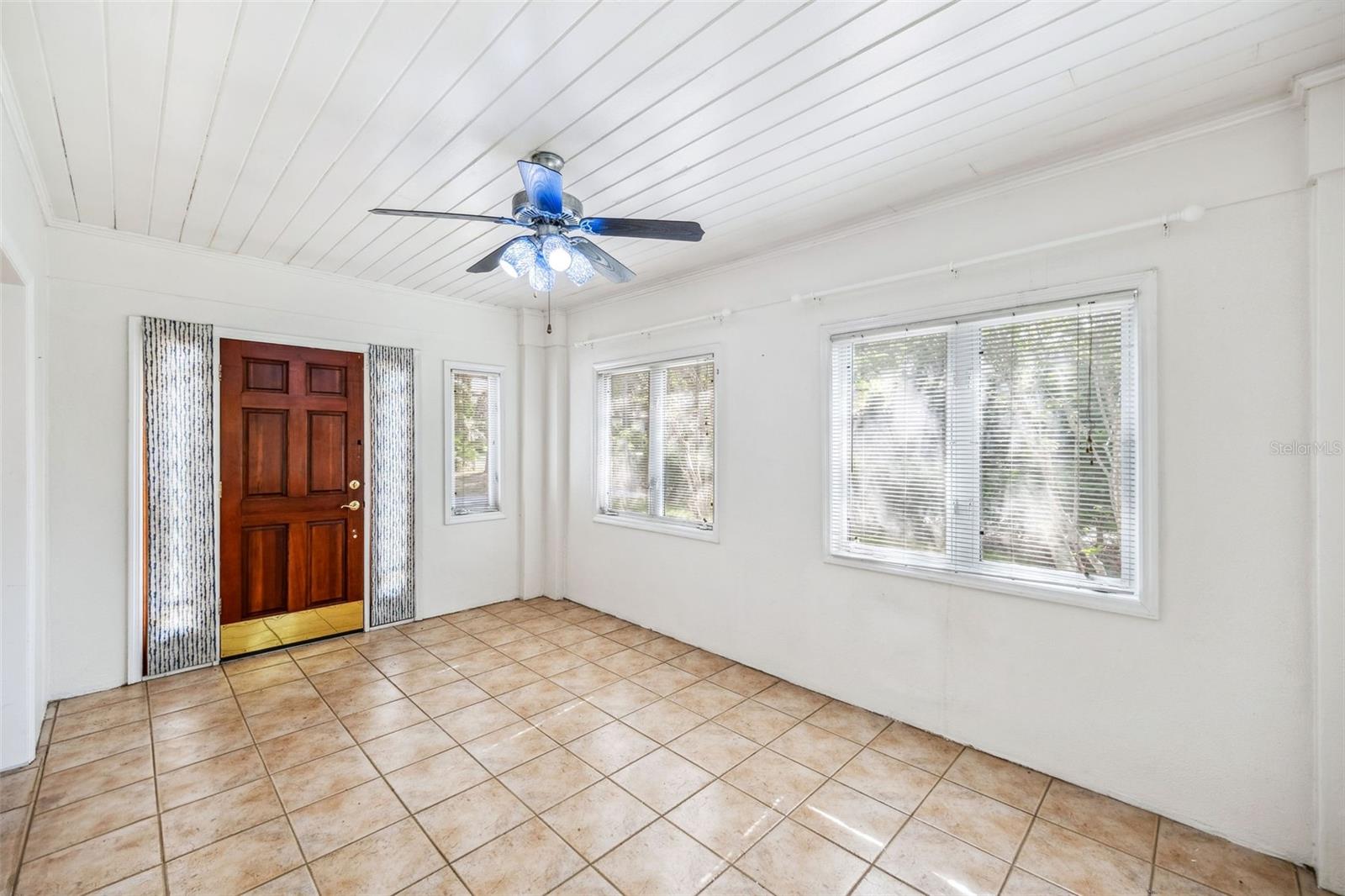 Image 3 of 26 For 311 Cortland Avenue