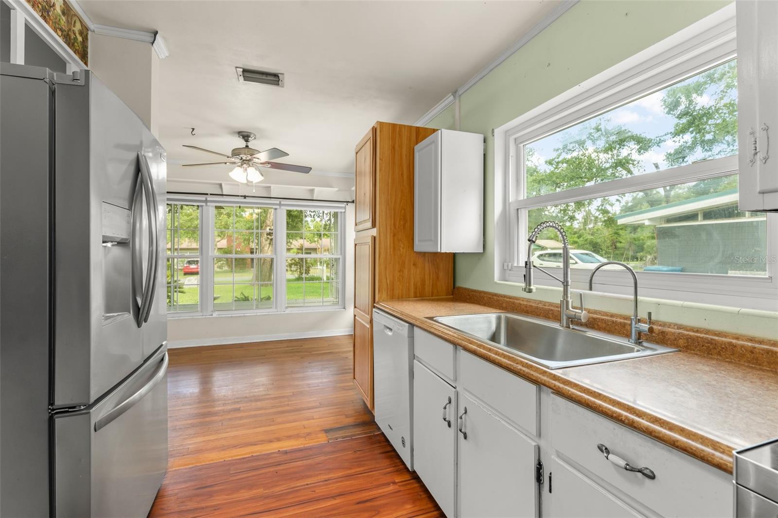 Image 15 of 31 For 2538 Meadowview Lane