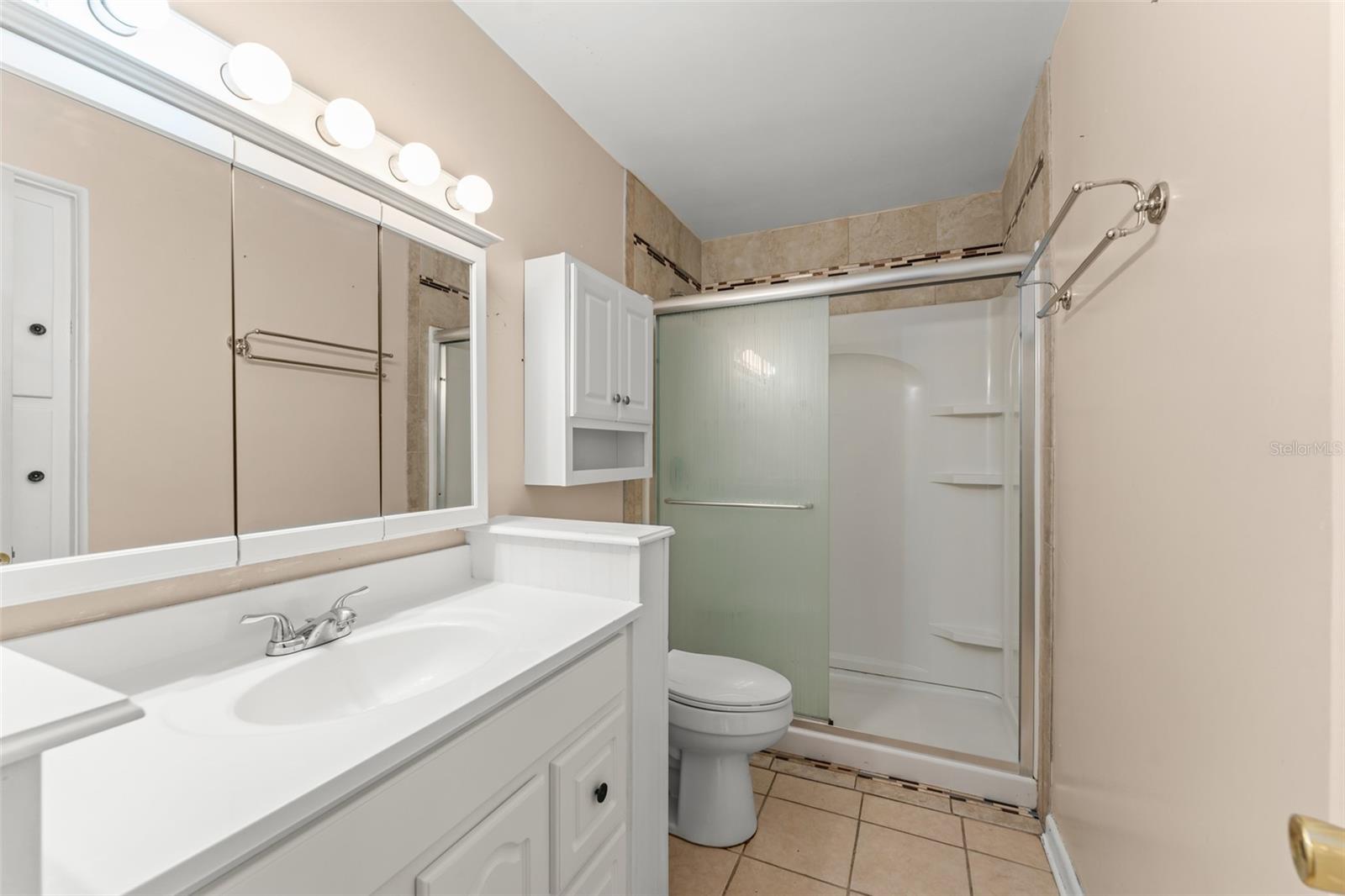 Image 17 of 31 For 2538 Meadowview Lane