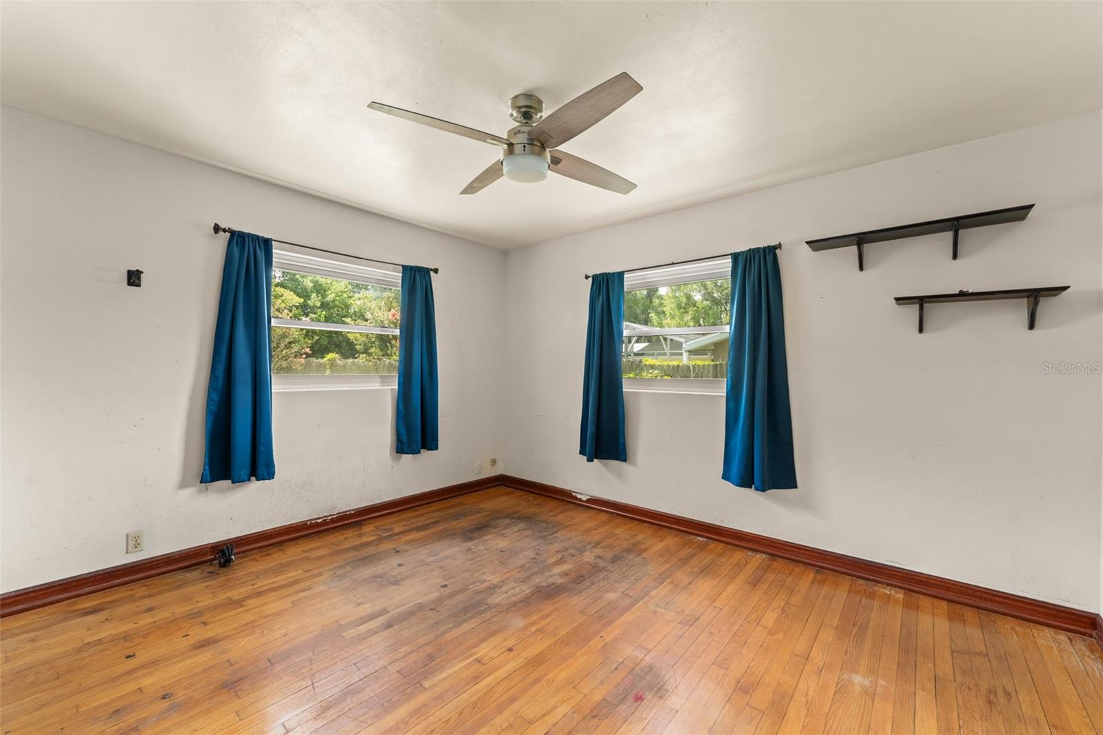 Image 21 of 31 For 2538 Meadowview Lane
