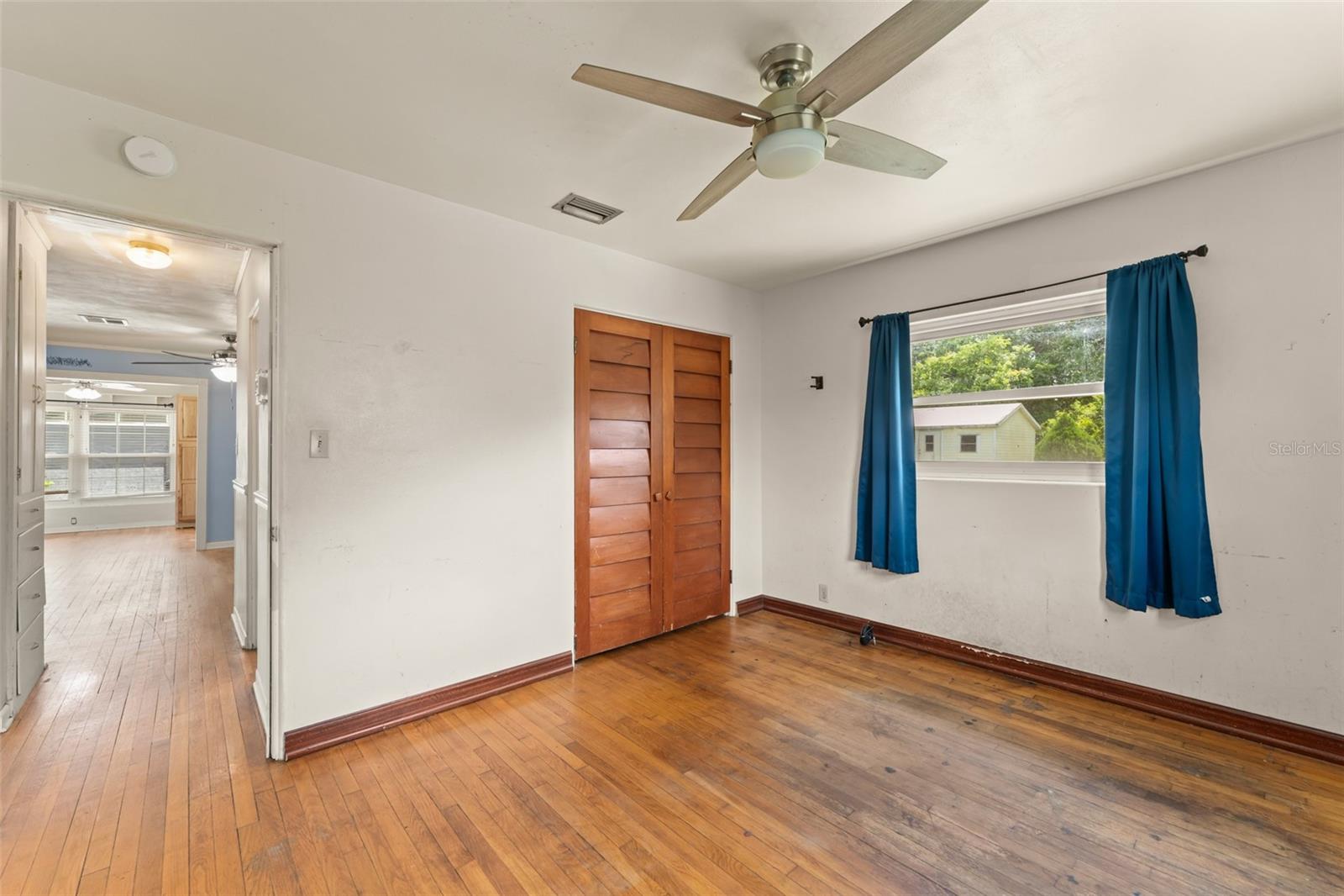 Image 22 of 31 For 2538 Meadowview Lane