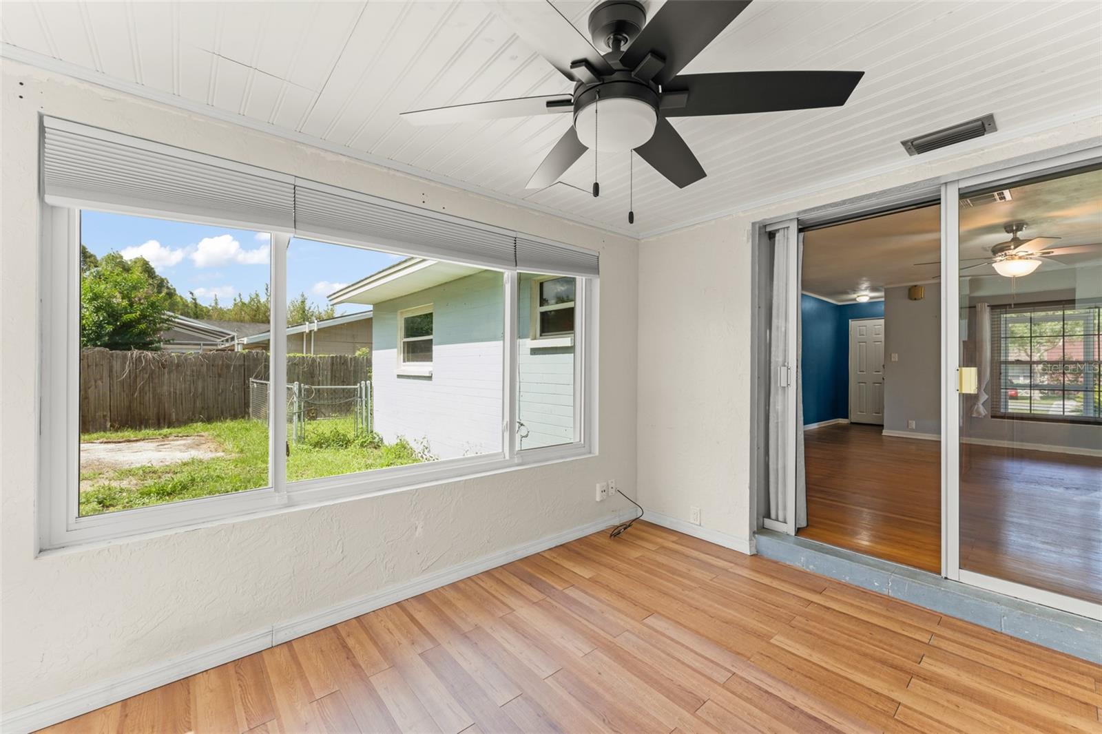 Image 23 of 31 For 2538 Meadowview Lane