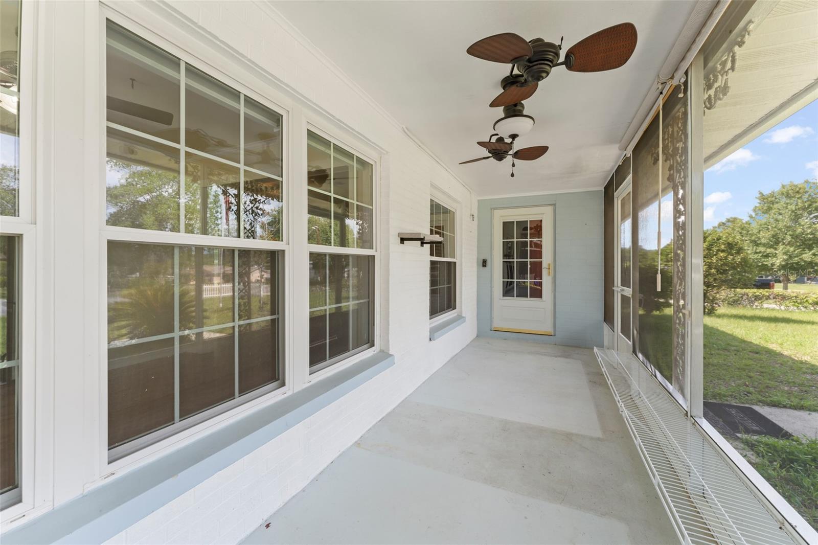 Image 4 of 31 For 2538 Meadowview Lane