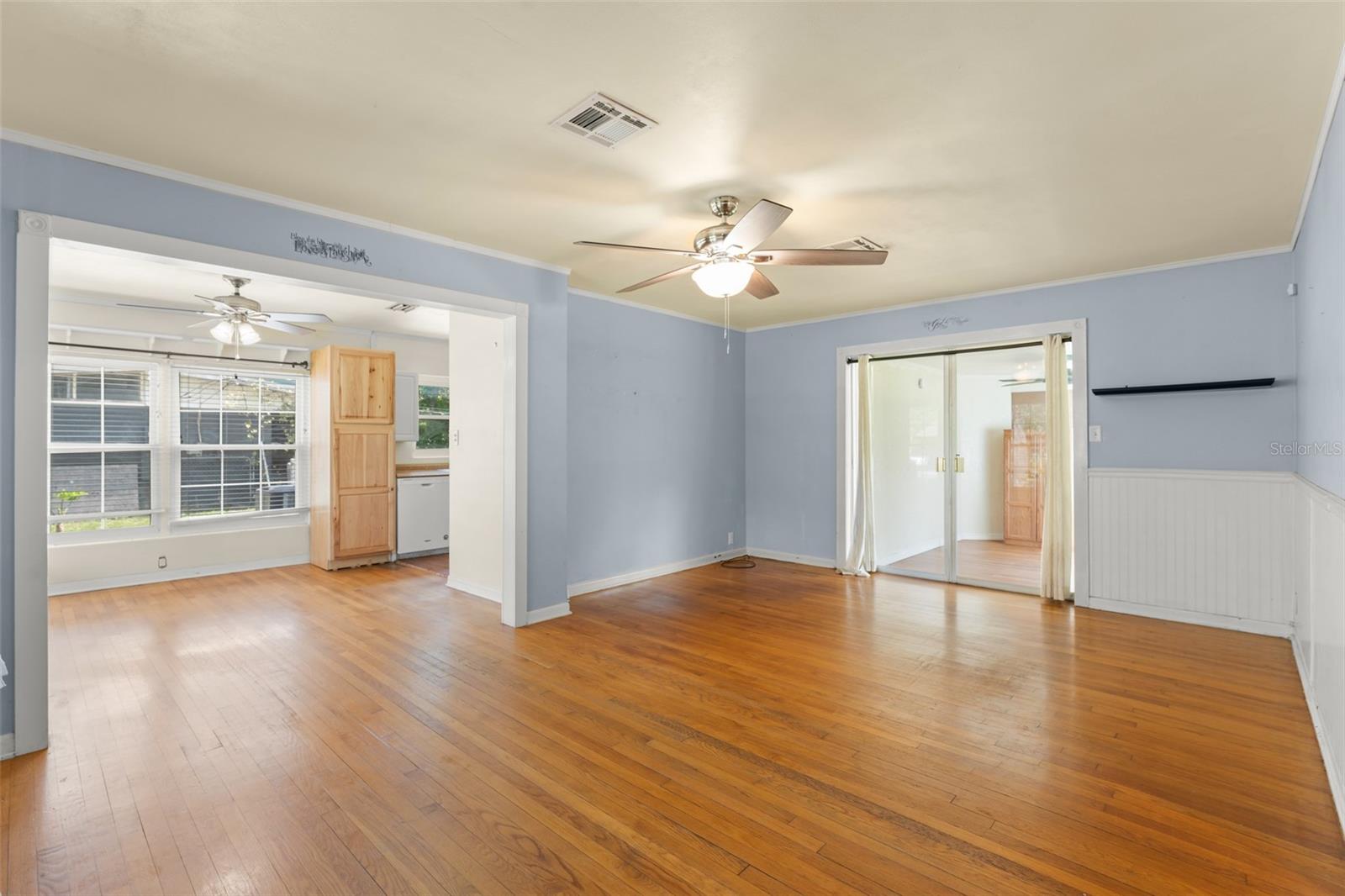 Image 6 of 31 For 2538 Meadowview Lane