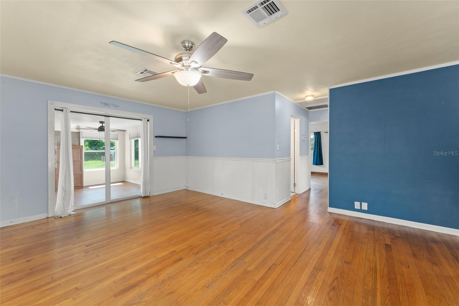 Image 7 of 31 For 2538 Meadowview Lane