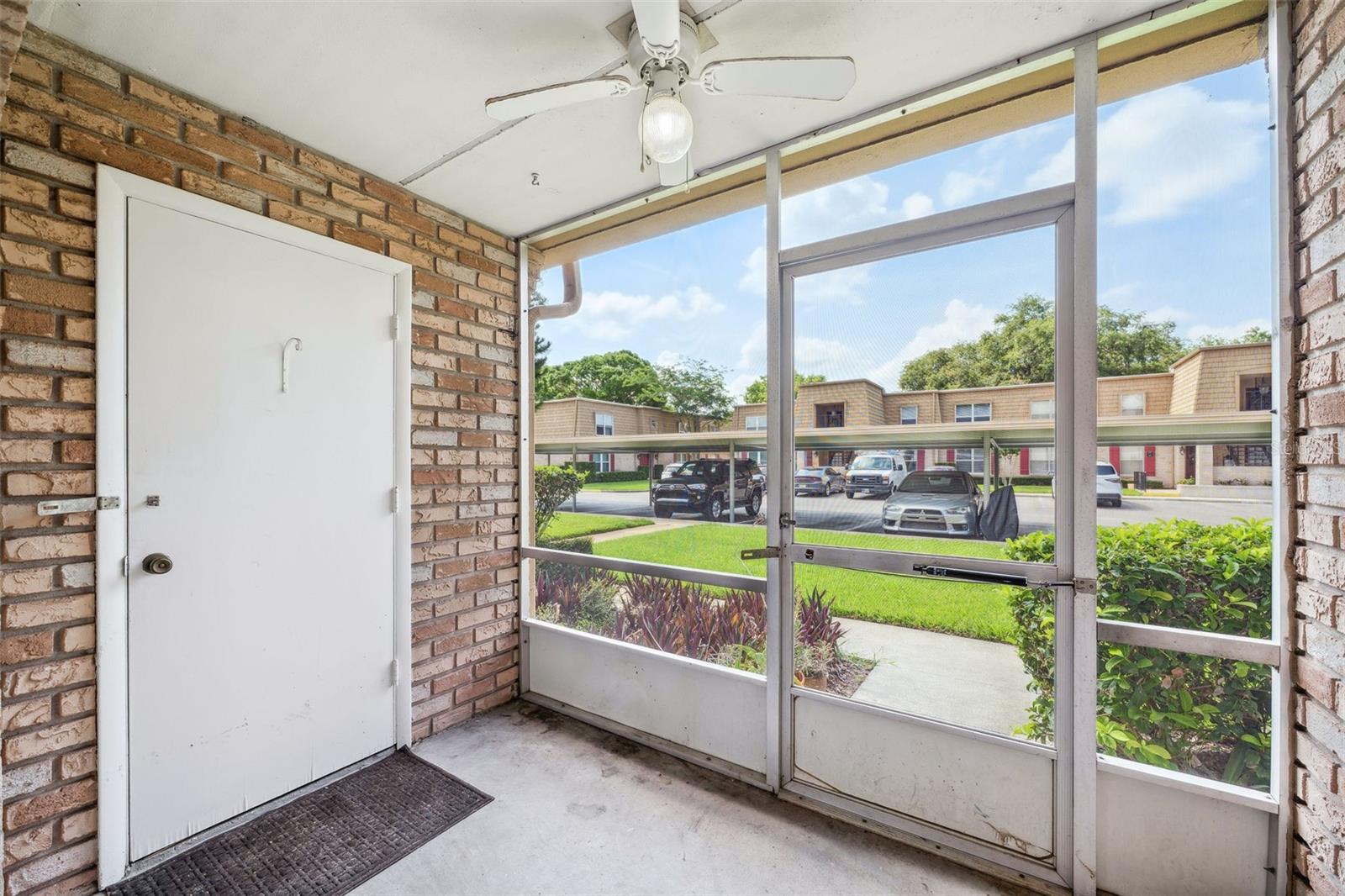 Image 14 of 23 For 200 St Andrews Boulevard 601