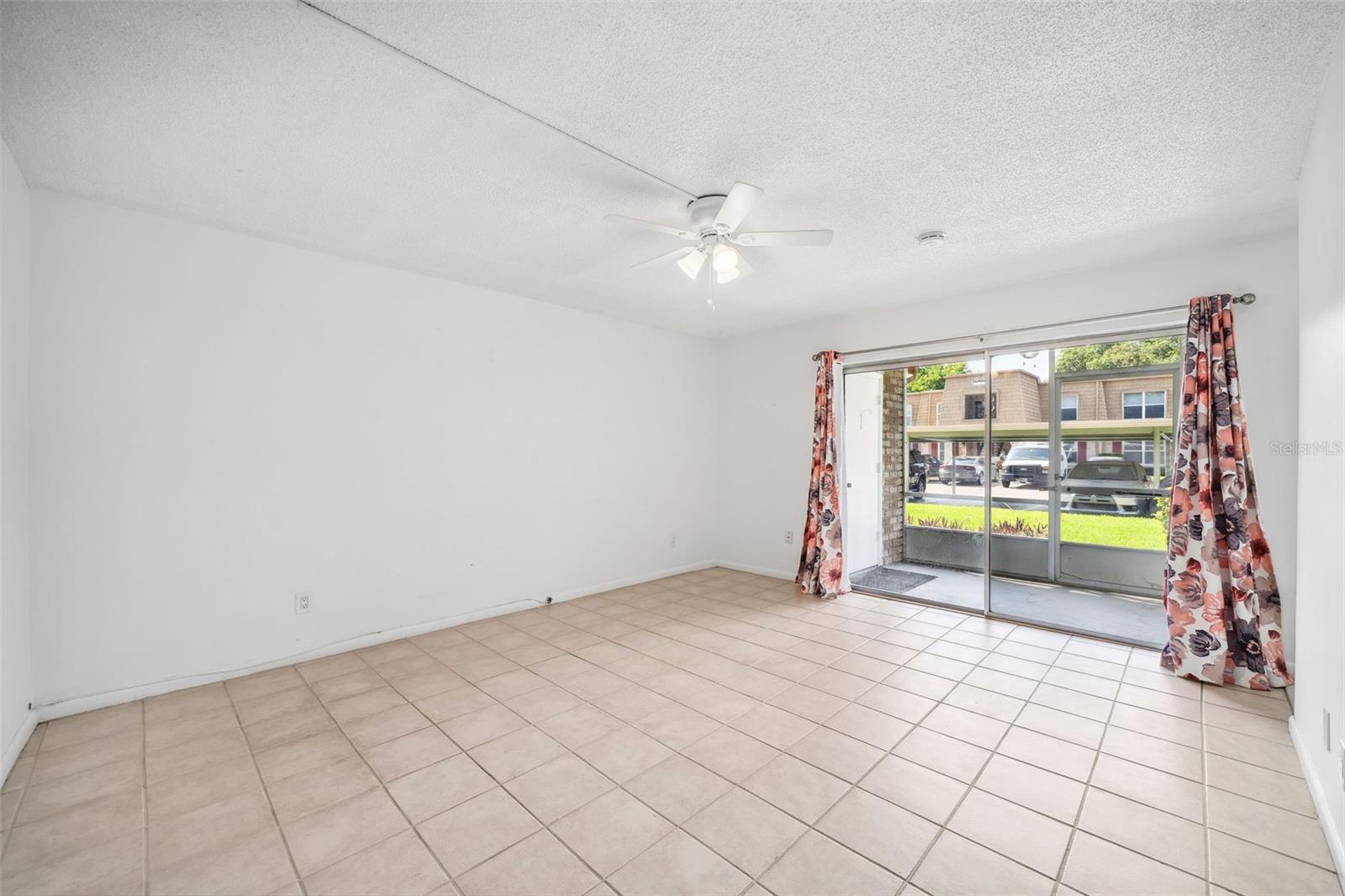 Image 6 of 23 For 200 St Andrews Boulevard 601