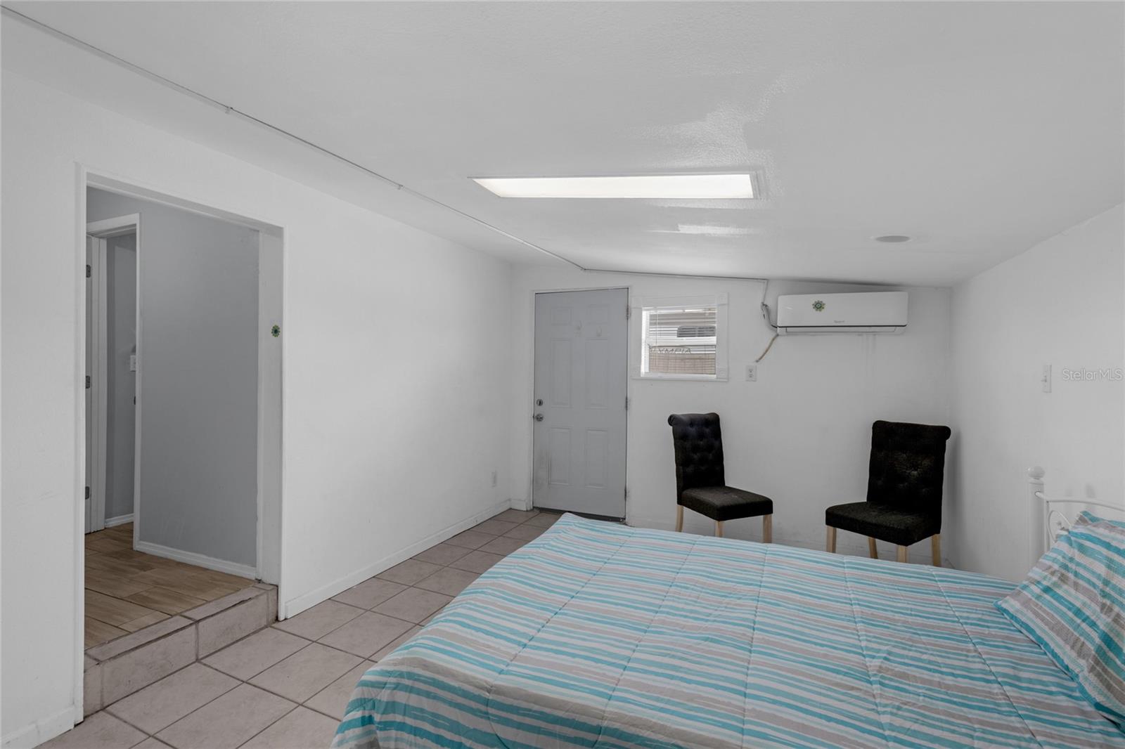 Image 15 of 24 For 3430 Arbutus Lane