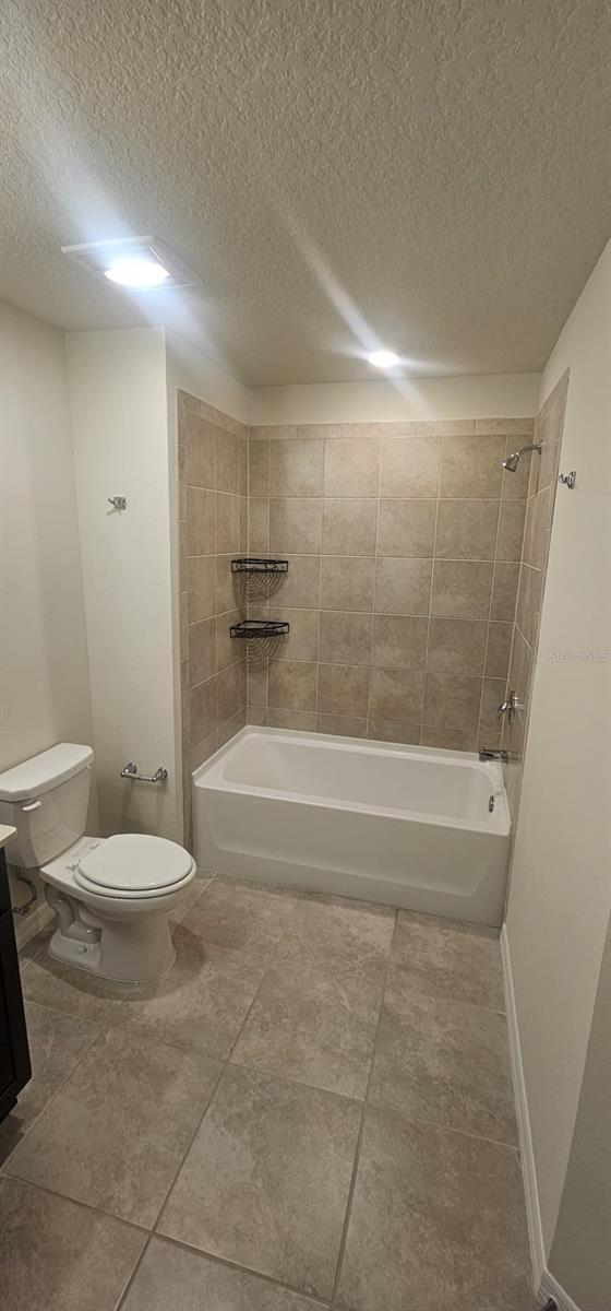 Image 18 of 25 For 4615 Green Palm Lane