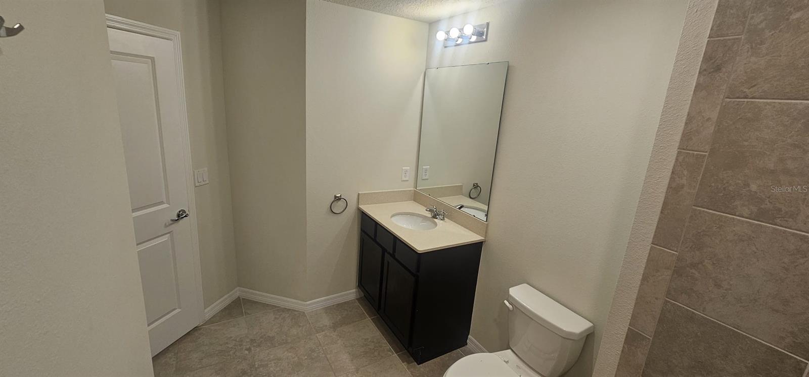 Image 19 of 25 For 4615 Green Palm Lane