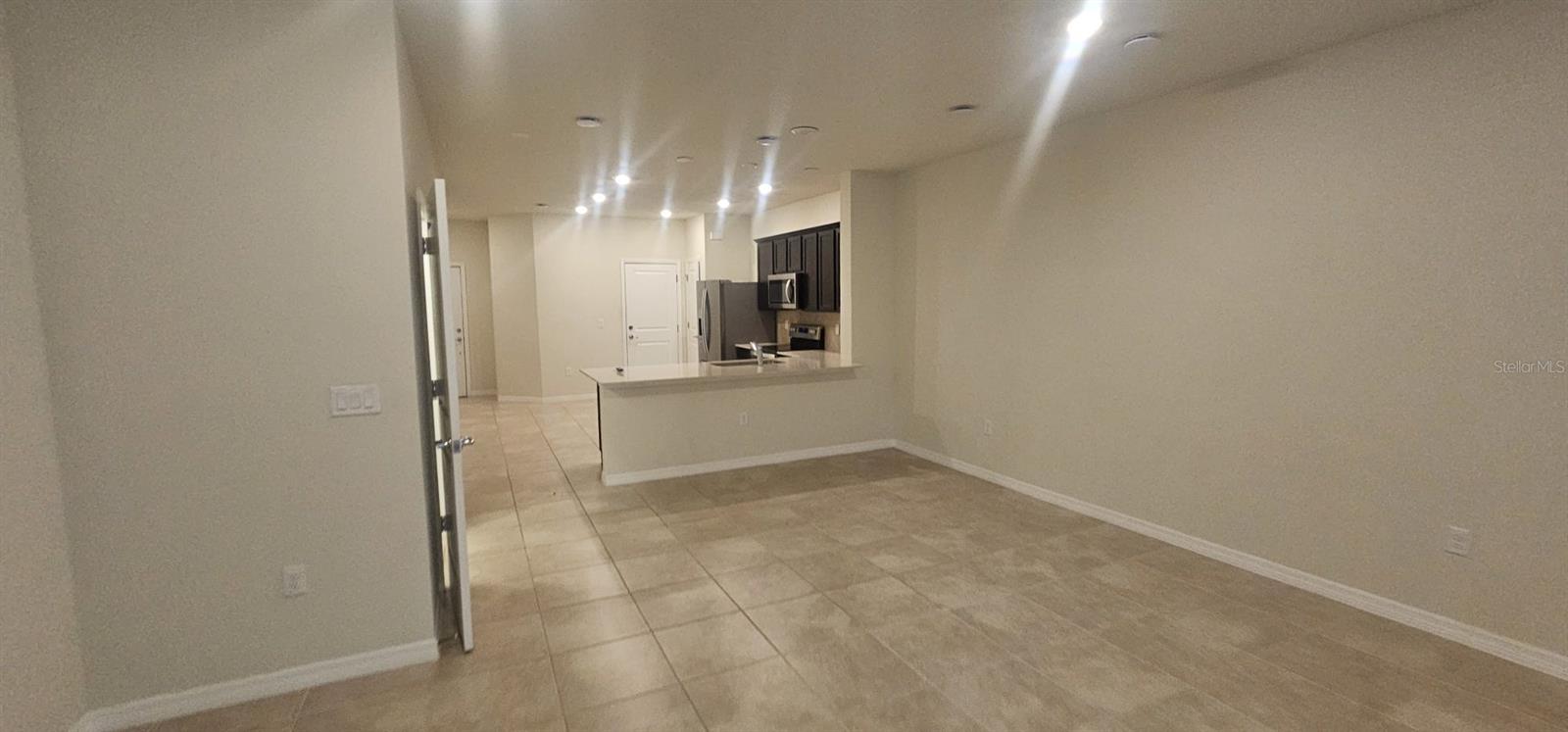 Image 7 of 25 For 4615 Green Palm Lane