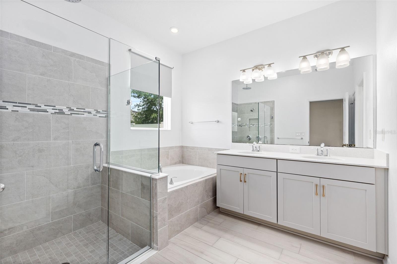 Image 14 of 38 For 12216 Encore At Ovation Way