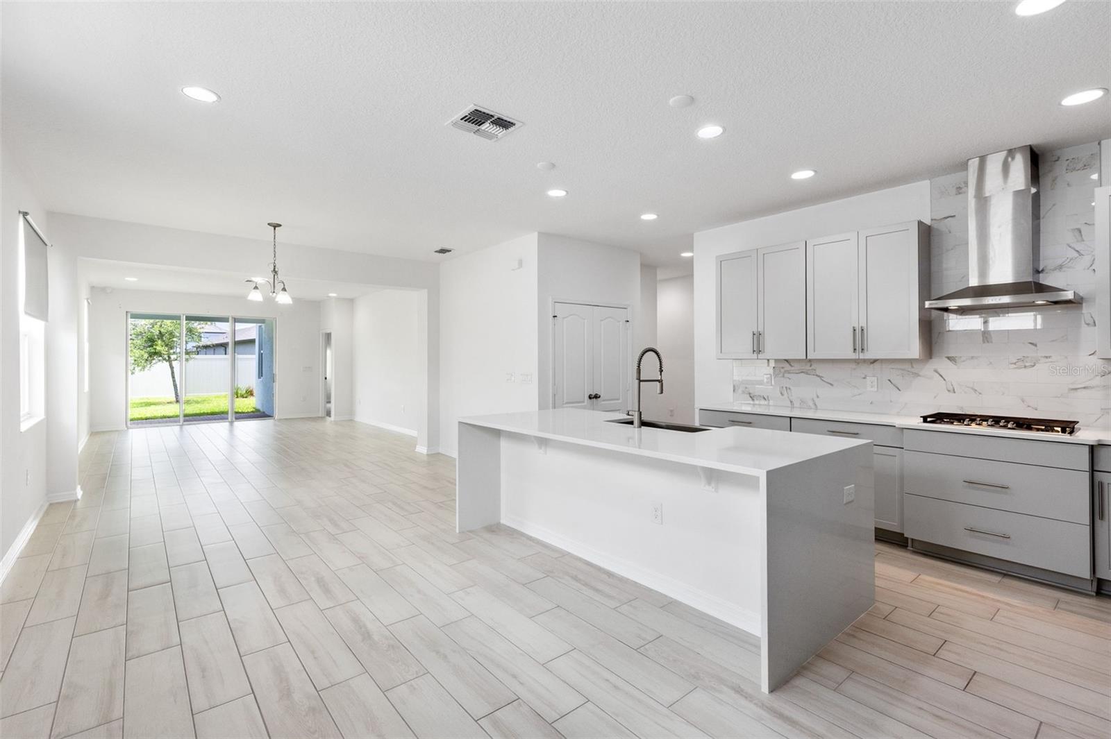 Image 5 of 38 For 12216 Encore At Ovation Way