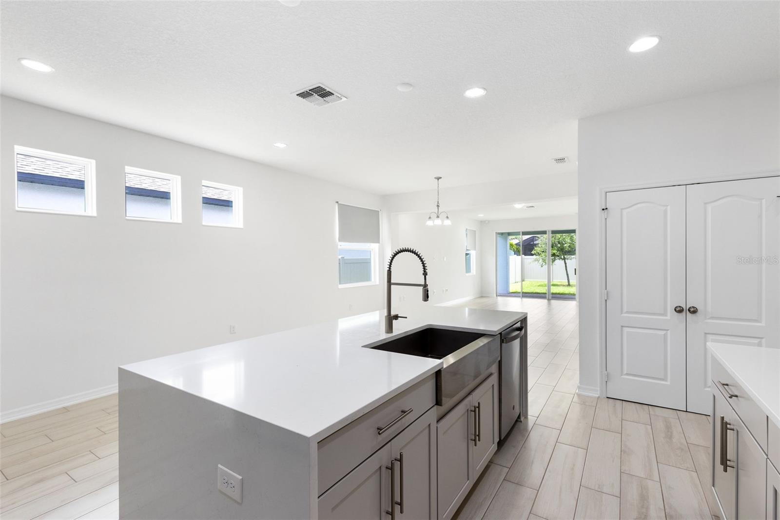 Image 6 of 38 For 12216 Encore At Ovation Way