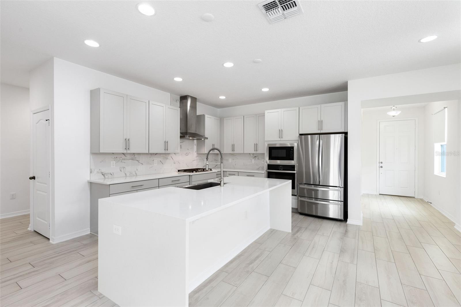 Image 7 of 38 For 12216 Encore At Ovation Way