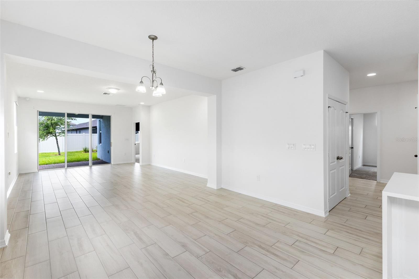 Image 9 of 38 For 12216 Encore At Ovation Way