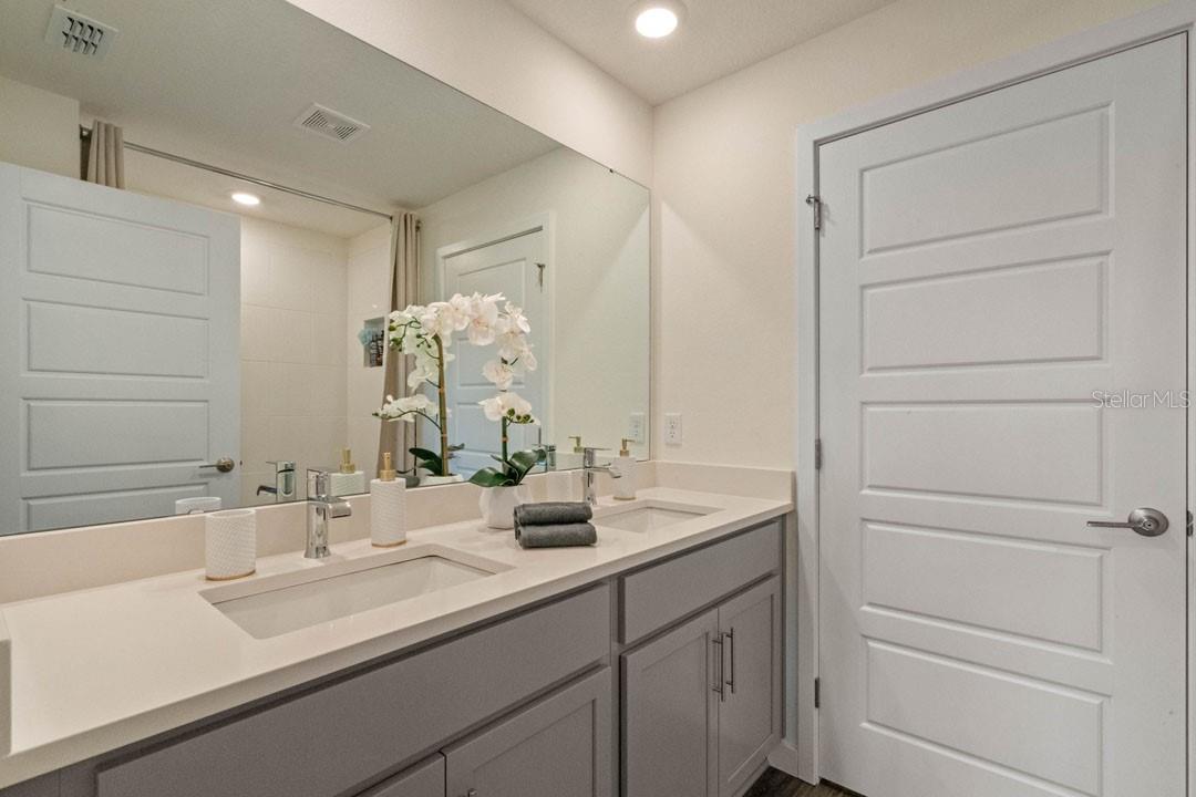 Image 20 of 30 For 5641 Brosnan Road