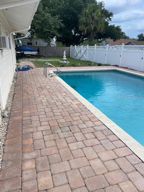 Image 4 of 21 For 229 Doverwood Road