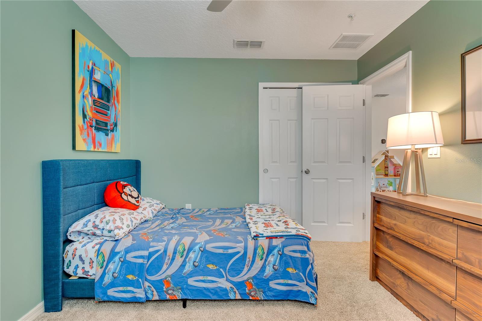 Image 15 of 40 For 10027 Randal Walk Street