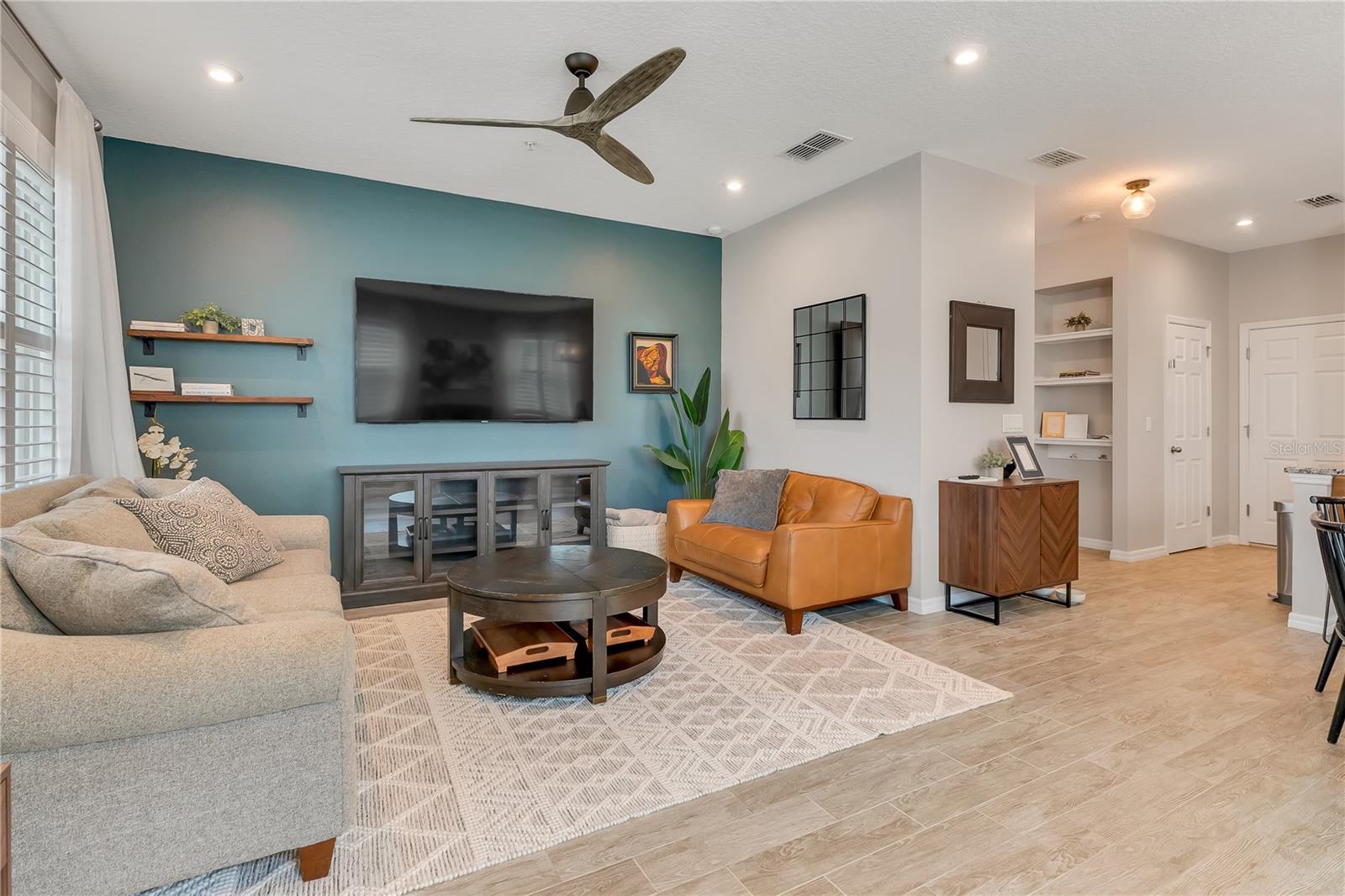 Image 2 of 40 For 10027 Randal Walk Street