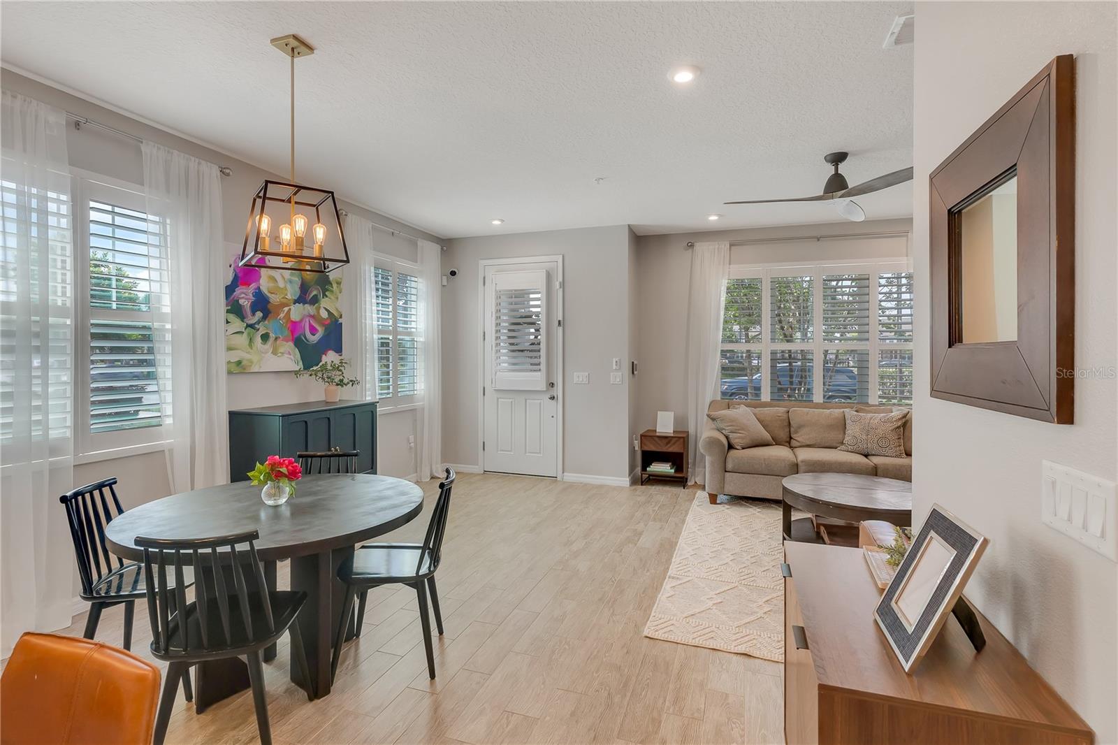 Image 9 of 40 For 10027 Randal Walk Street