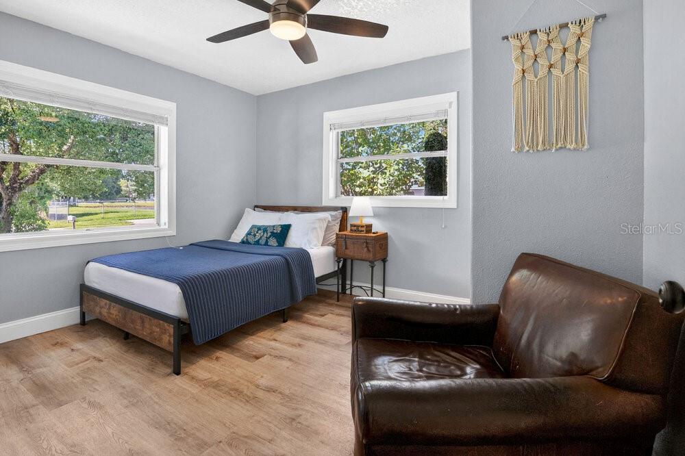 Image 13 of 43 For 706 19th Street