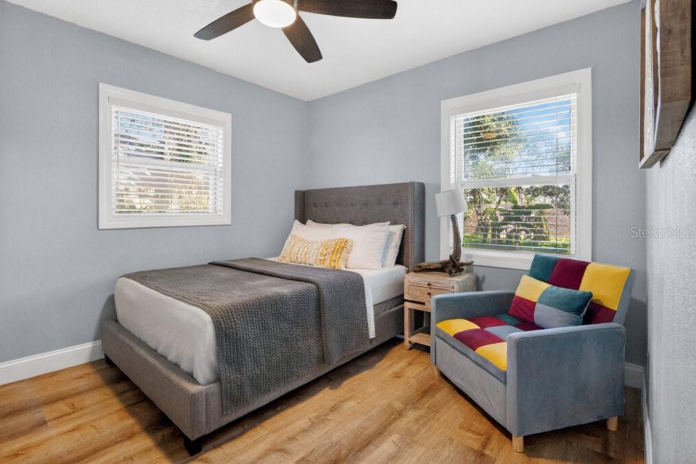 Image 14 of 43 For 706 19th Street