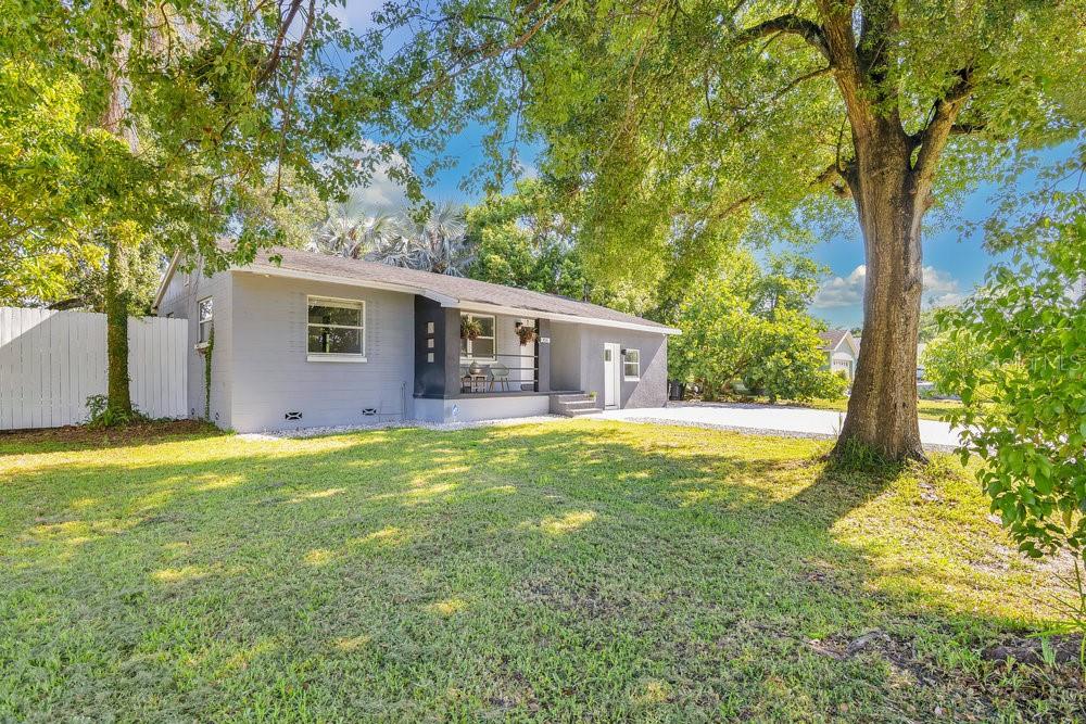 Image 2 of 43 For 706 19th Street