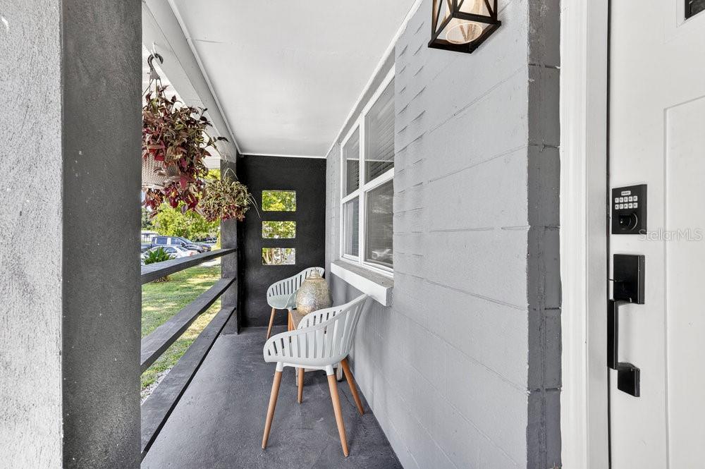 Image 22 of 43 For 706 19th Street