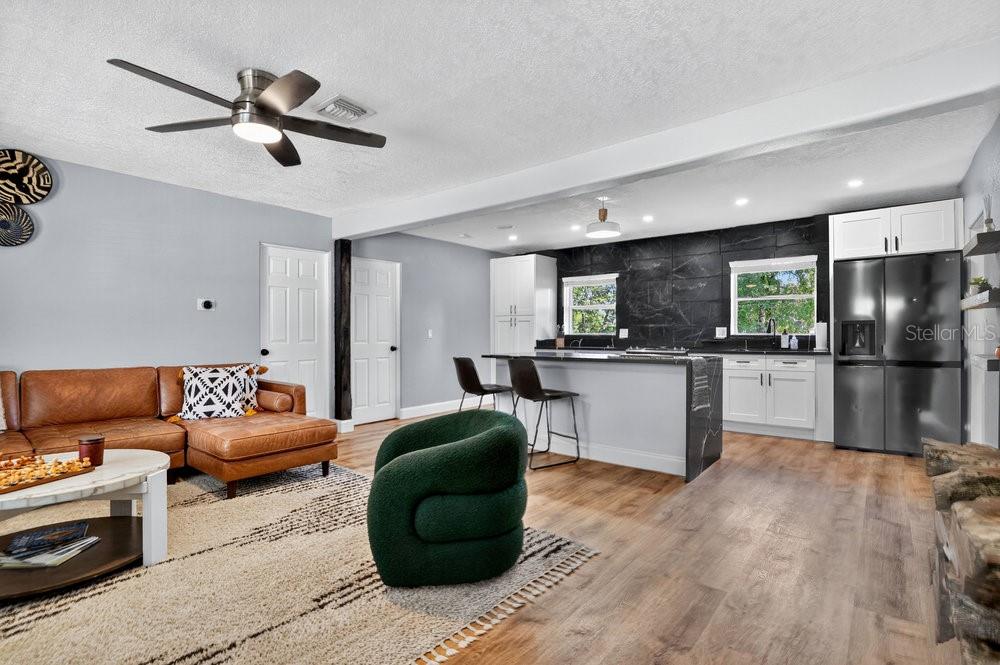 Image 7 of 43 For 706 19th Street