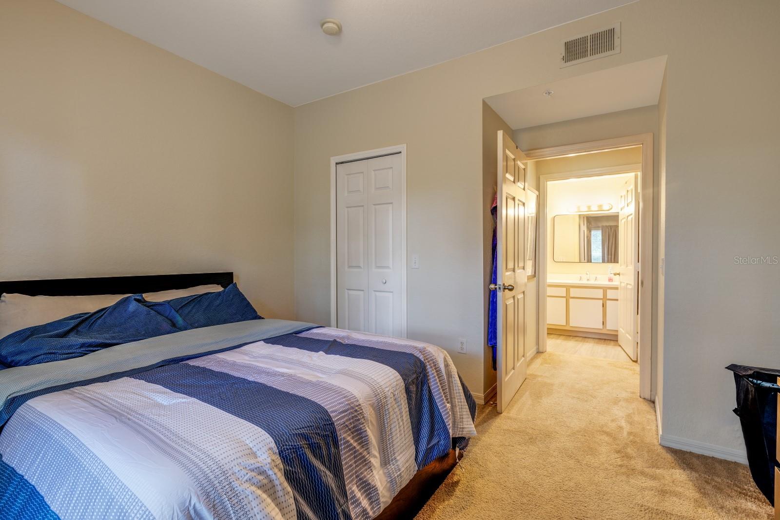 Image 11 of 23 For 6029 Westgate Drive 726