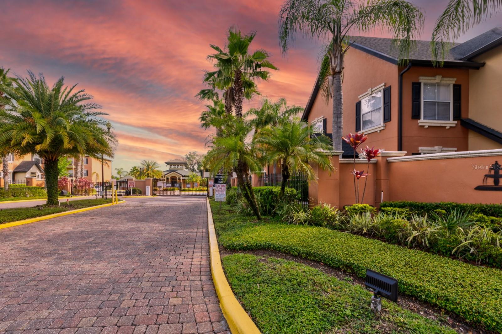 Image 2 of 23 For 6029 Westgate Drive 726