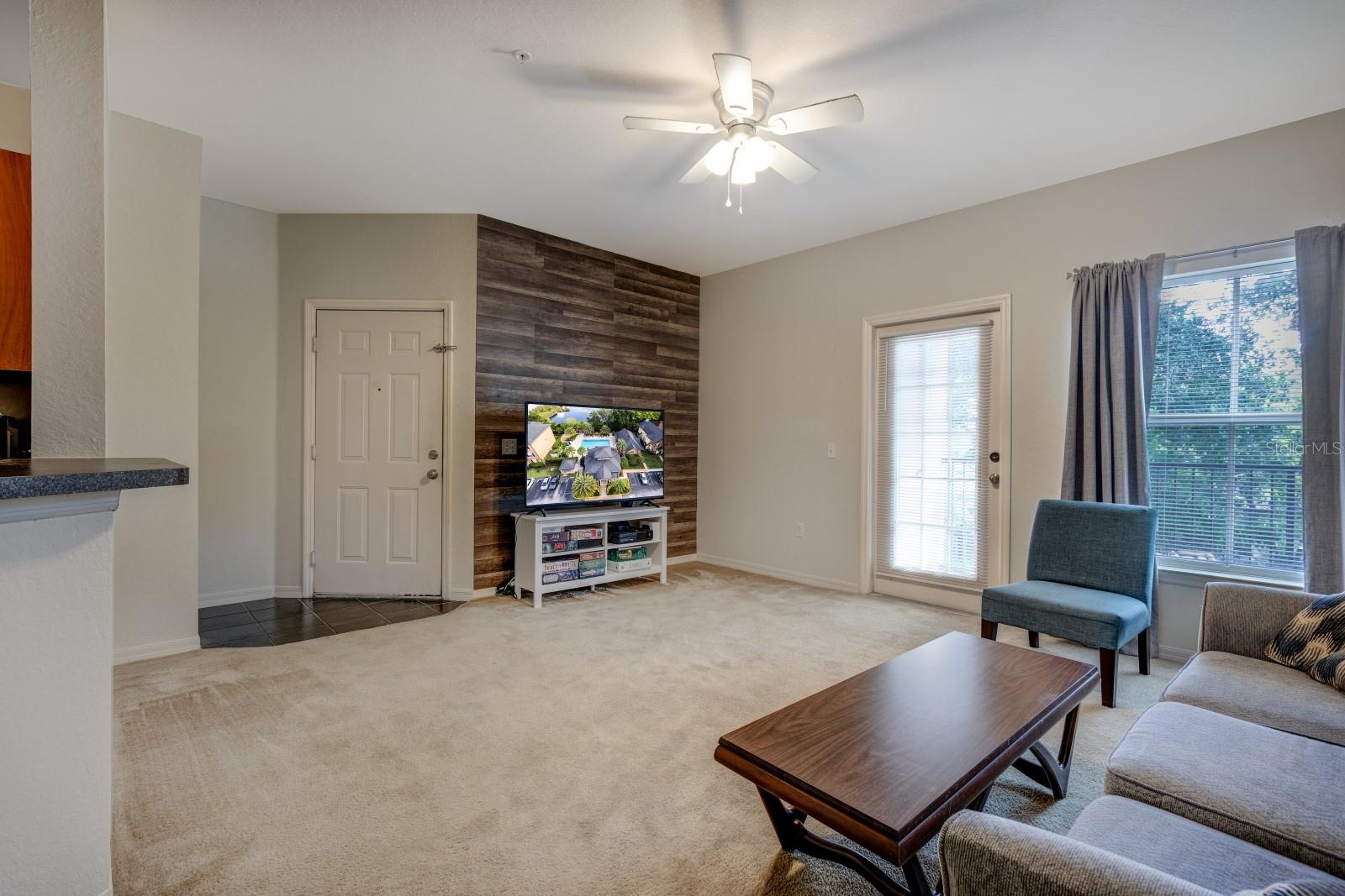 Image 5 of 23 For 6029 Westgate Drive 726